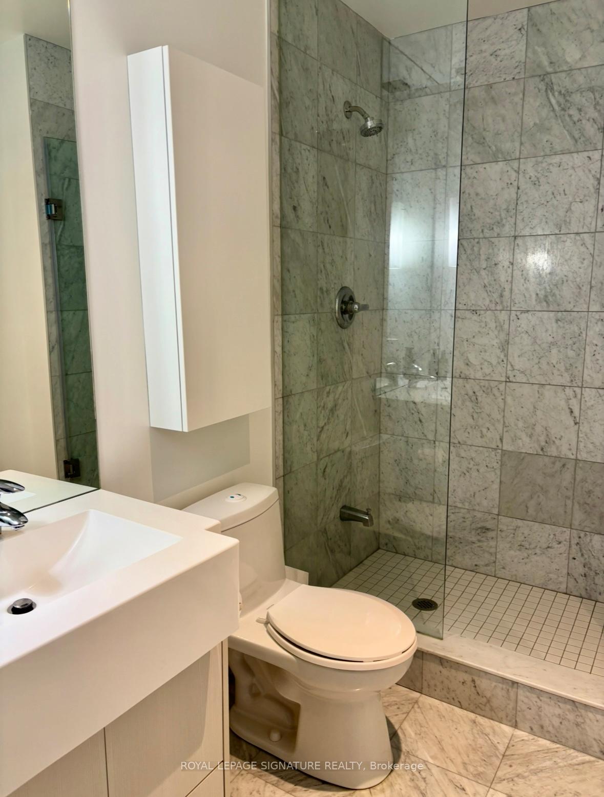 Photo 6 of Unit 4510, 8 The Esplanade, Toronto, Waterfront Communities — HOMEH
