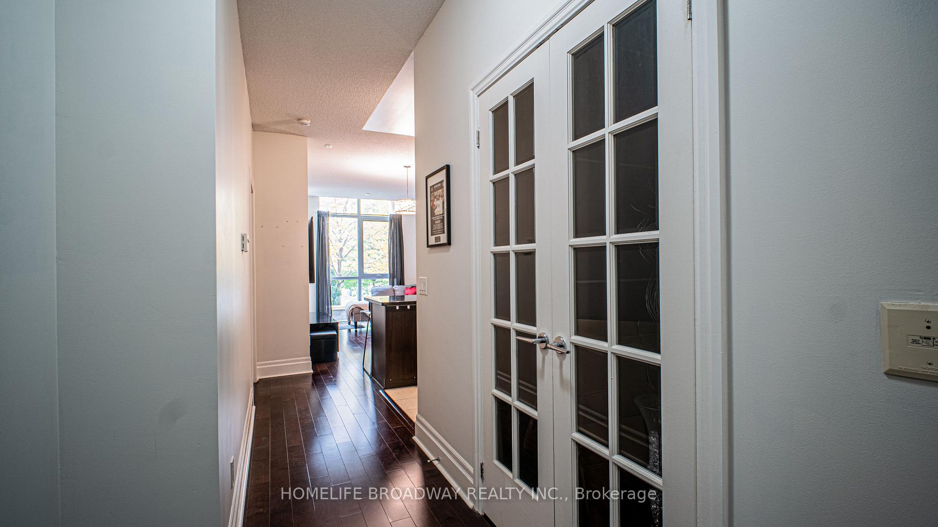Photo 6 of Unit 112A, 1 Upper Duke Crescent, Markham, Unionville — HOMEH