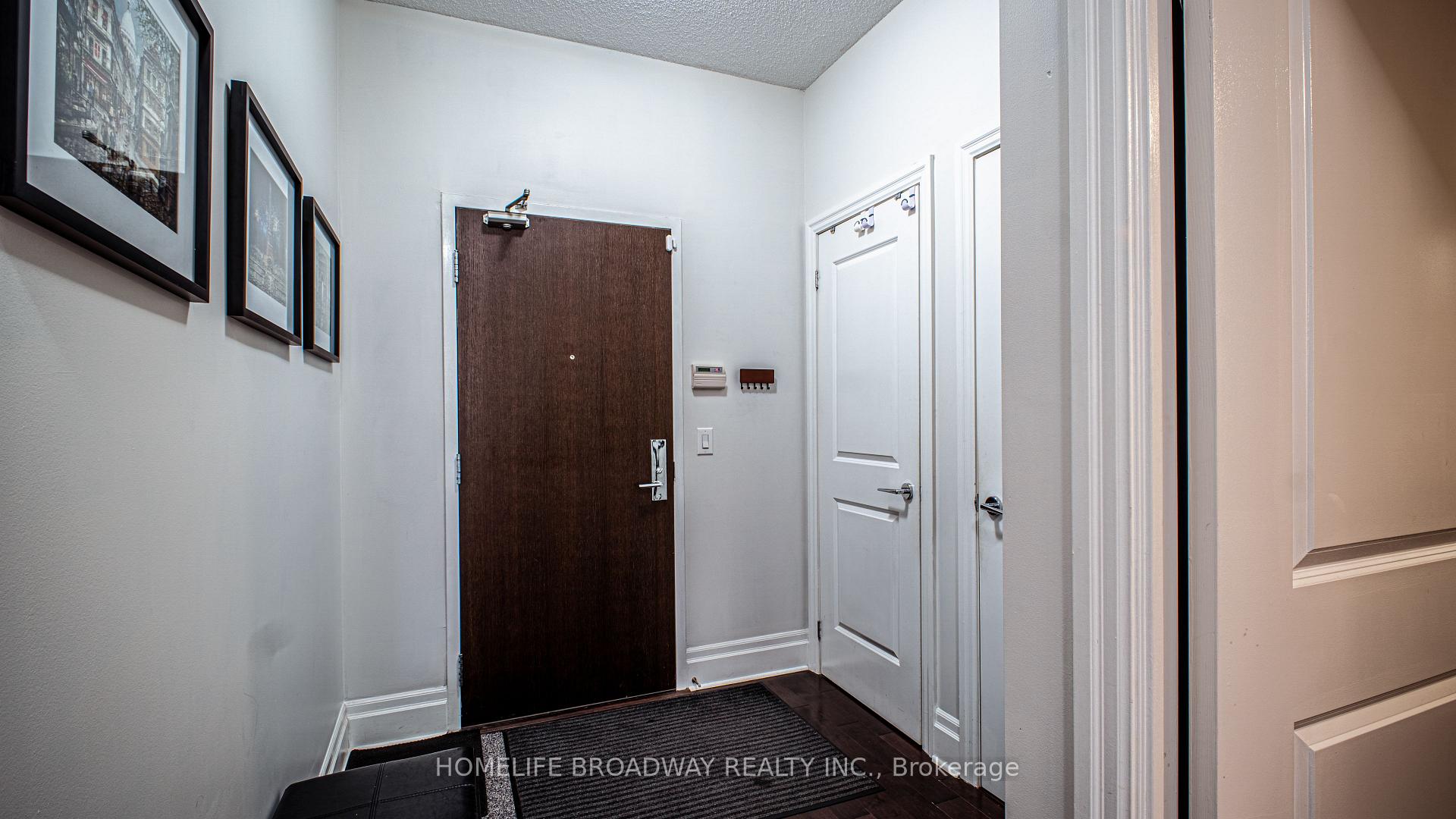 Photo 7 of Unit 112A, 1 Upper Duke Crescent, Markham, Unionville — HOMEH