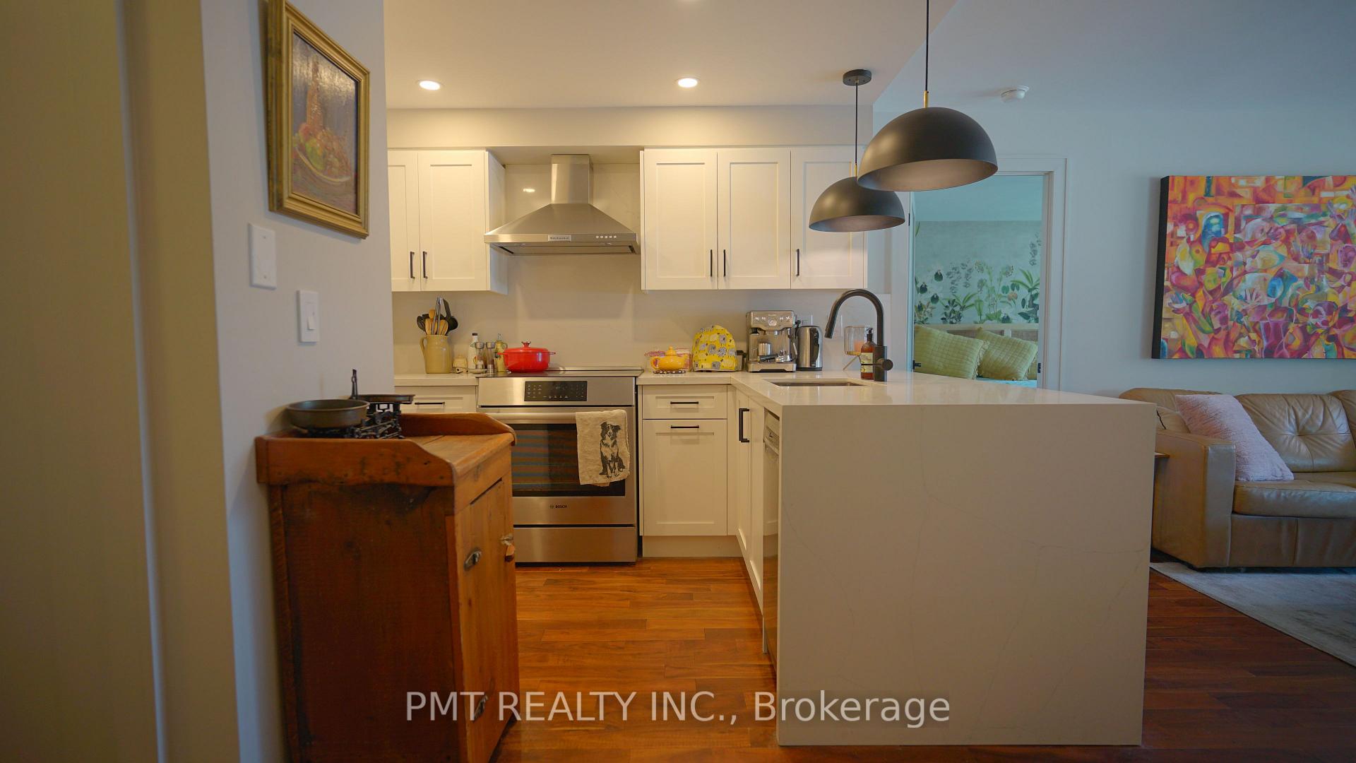 Photo 7 of Unit 739, 109 Front Street E, Toronto, Moss Park — HOMEH