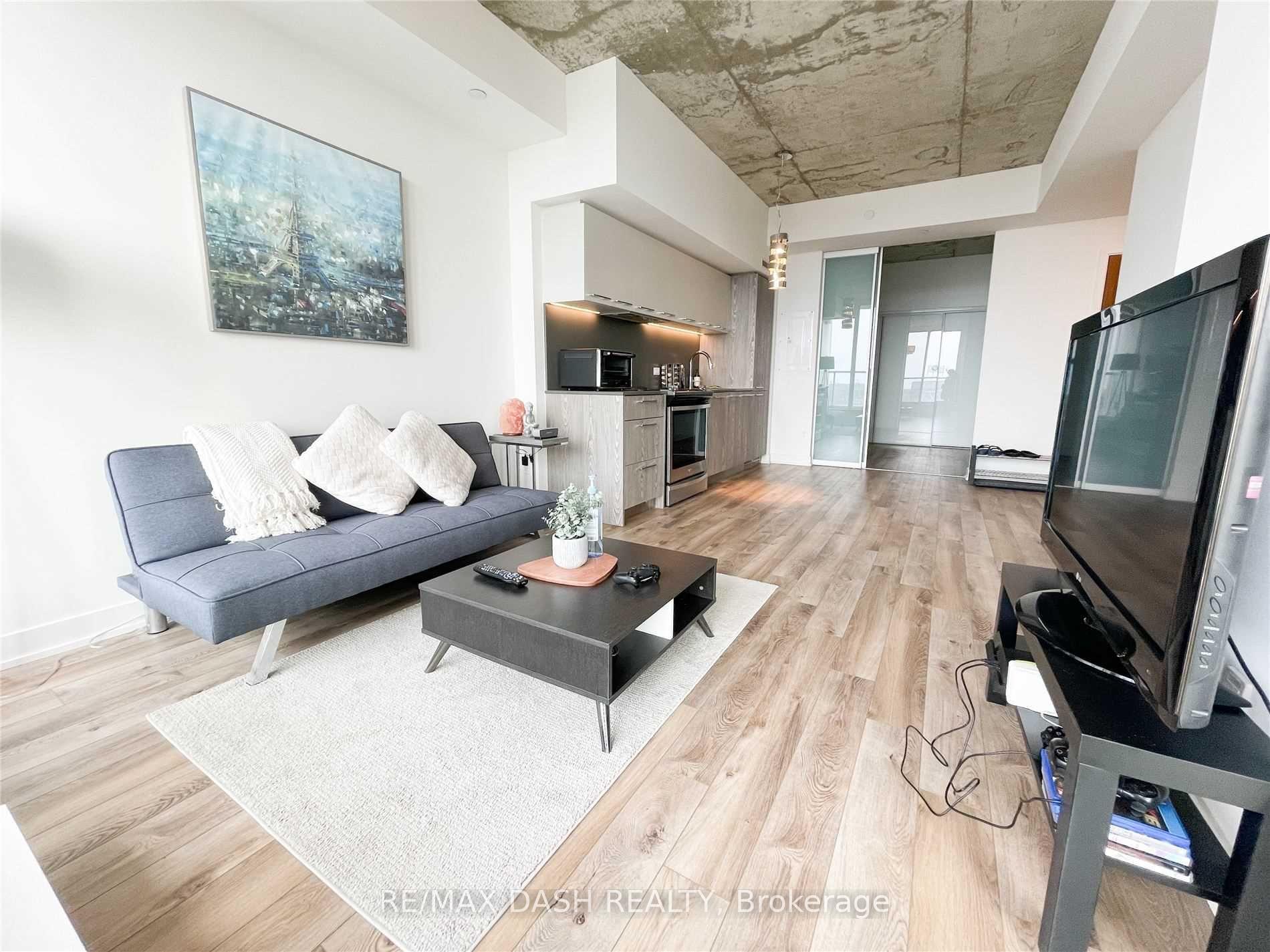 Photo 5 of Unit 805, 15 Baseball Place, Toronto, South Riverdale — HOMEH