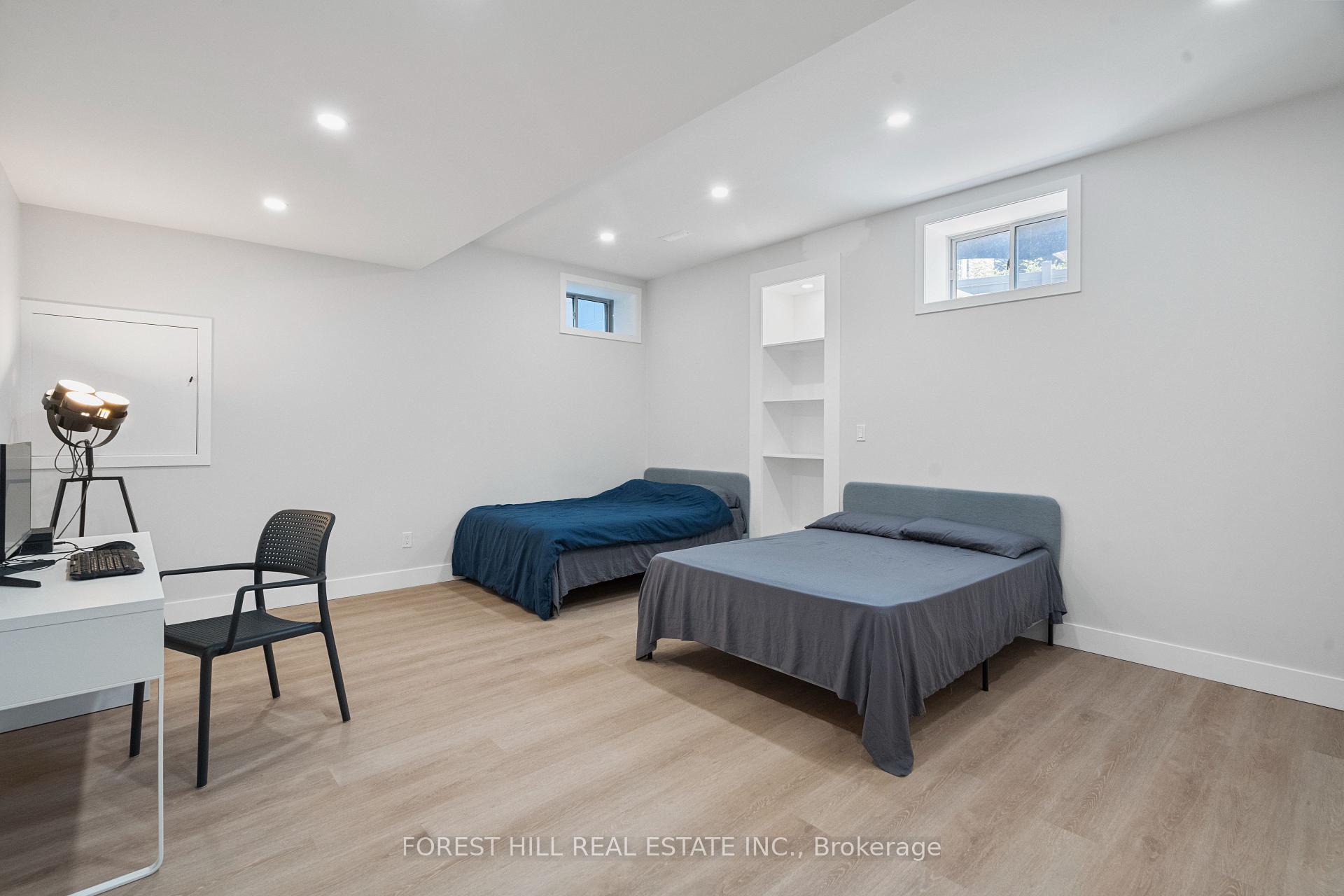 Photo 32 of 17 Ken Sinclair Crescent, Aurora, Aurora Estates — HOMEH