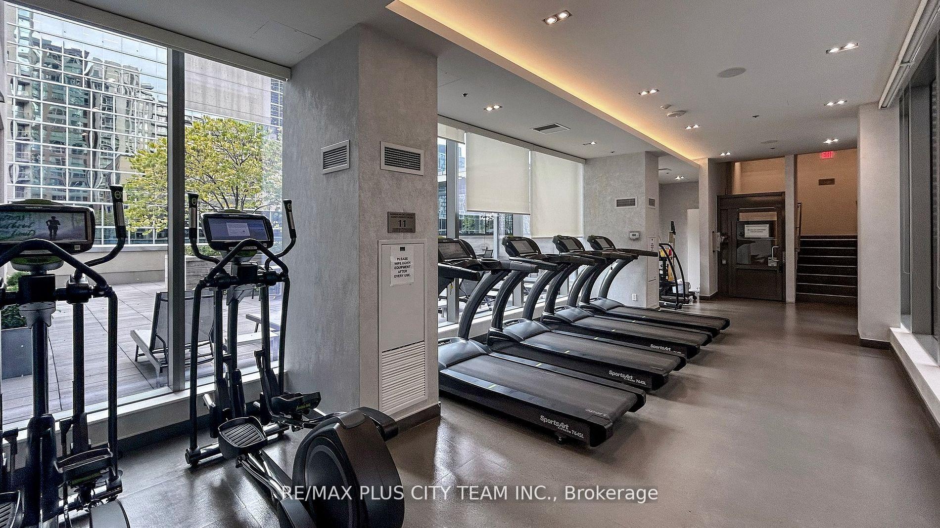 Photo 15 of Unit 606, 88 Scott Street, Toronto, Church-Yonge Corridor — HOMEH