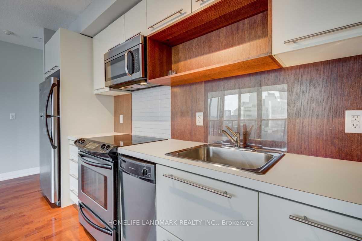 Photo 6 of Unit 2902, 25 Carlton Street, Toronto, Church-Yonge Corridor — HOMEH