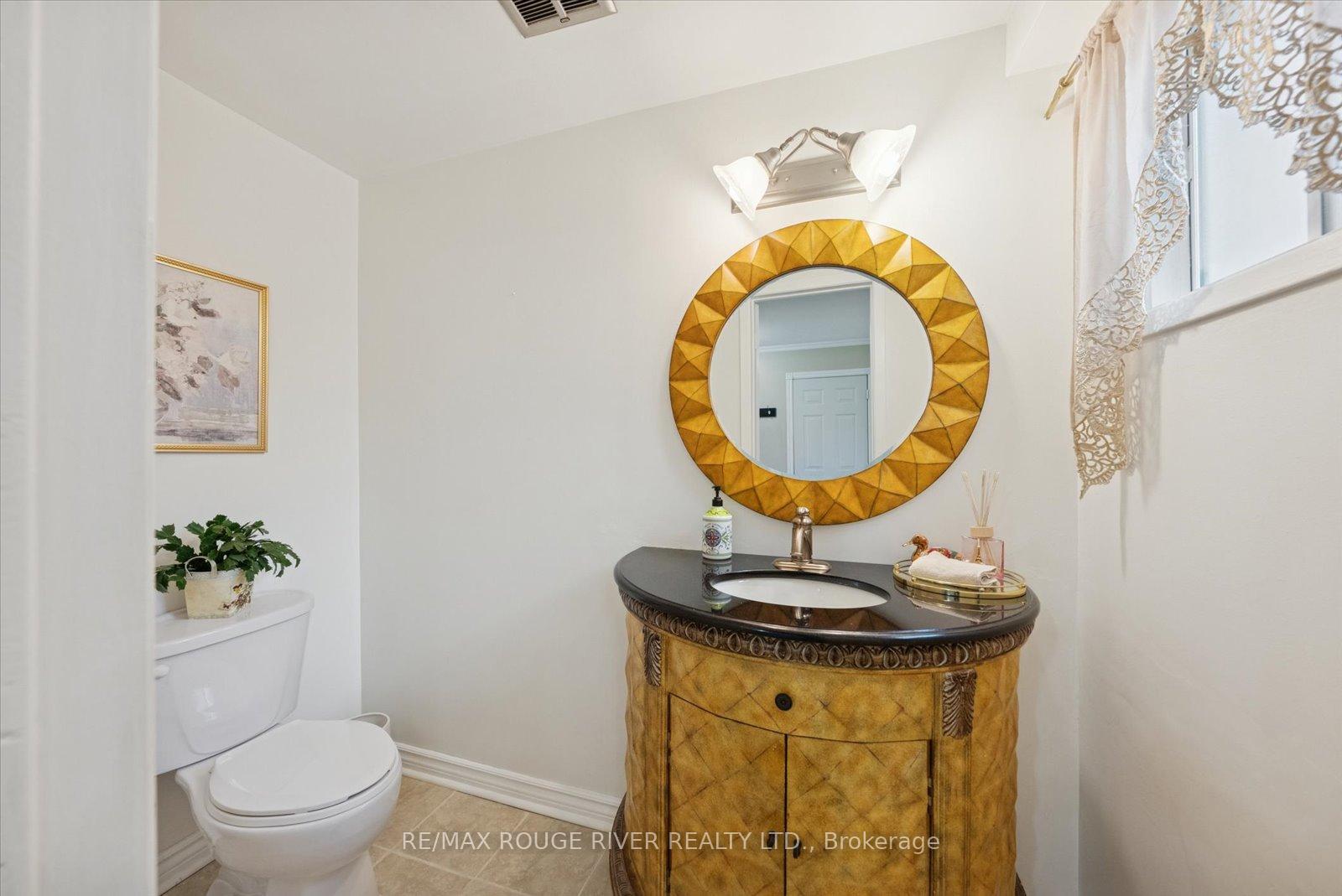 Photo 10 of 55 Loscombe Drive, Clarington, Bowmanville — HOMEH