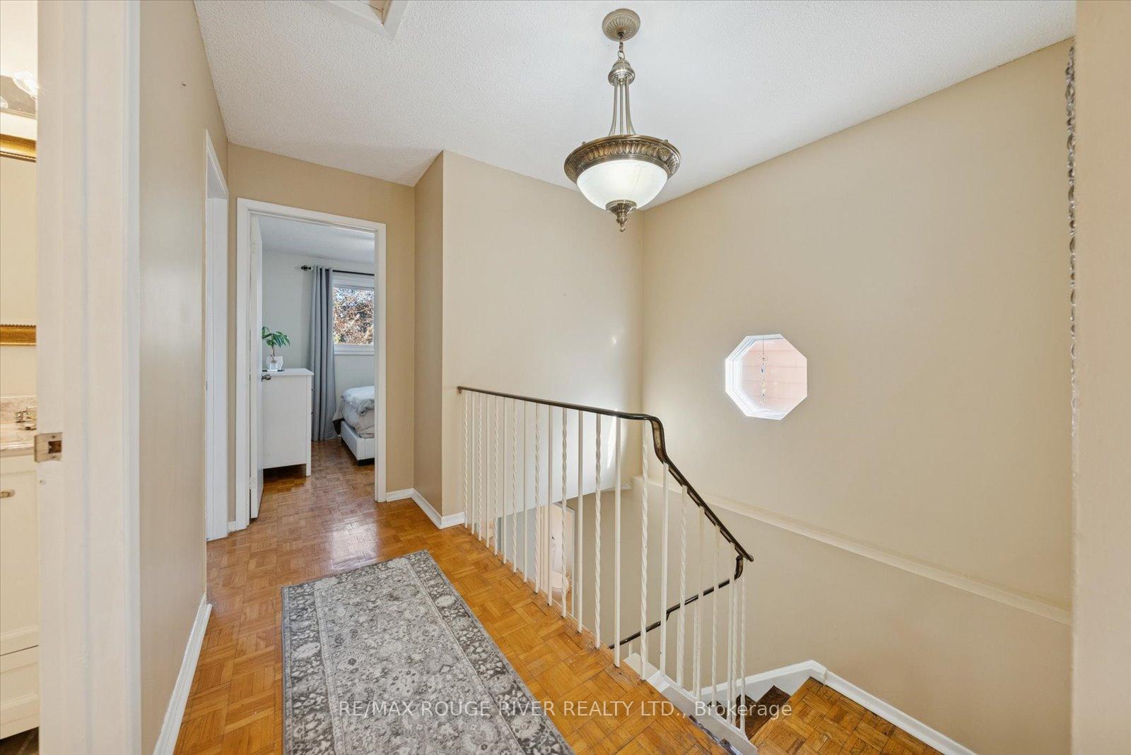 Photo 12 of 55 Loscombe Drive, Clarington, Bowmanville — HOMEH