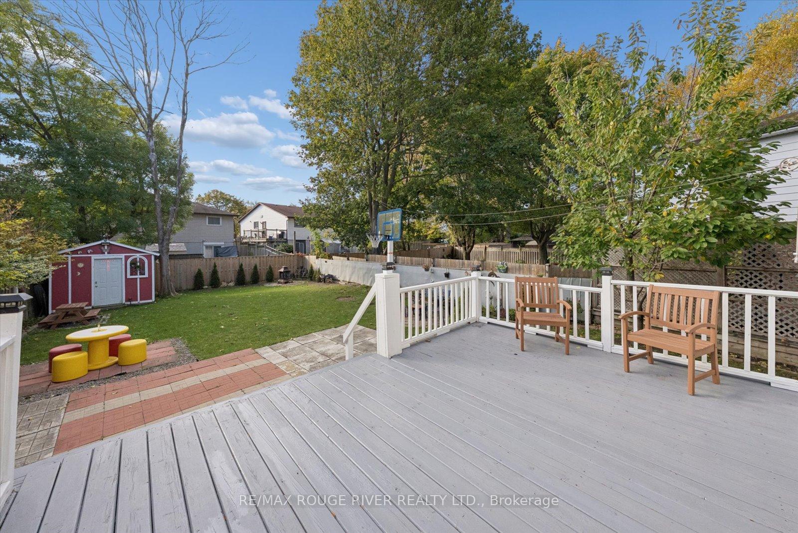 Photo 24 of 55 Loscombe Drive, Clarington, Bowmanville — HOMEH