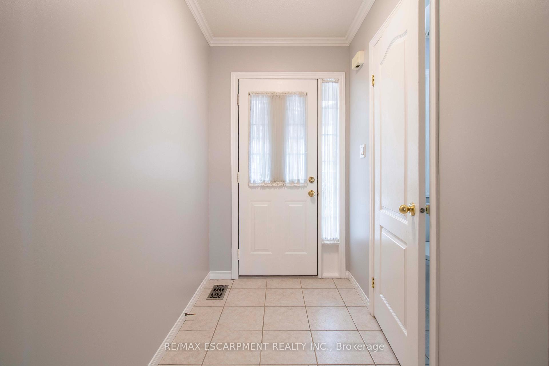 Photo 5 of Unit 37, 7 Southside Place, Hamilton, Mountview — HOMEH