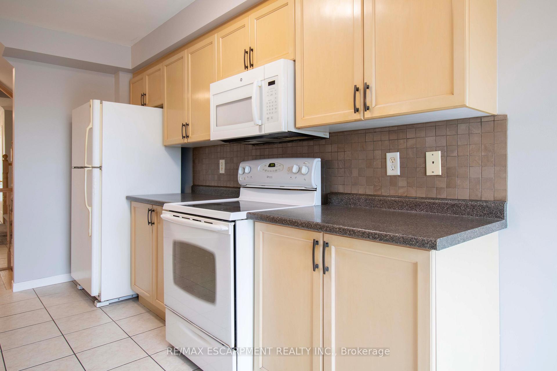 Photo 14 of Unit 37, 7 Southside Place, Hamilton, Mountview — HOMEH