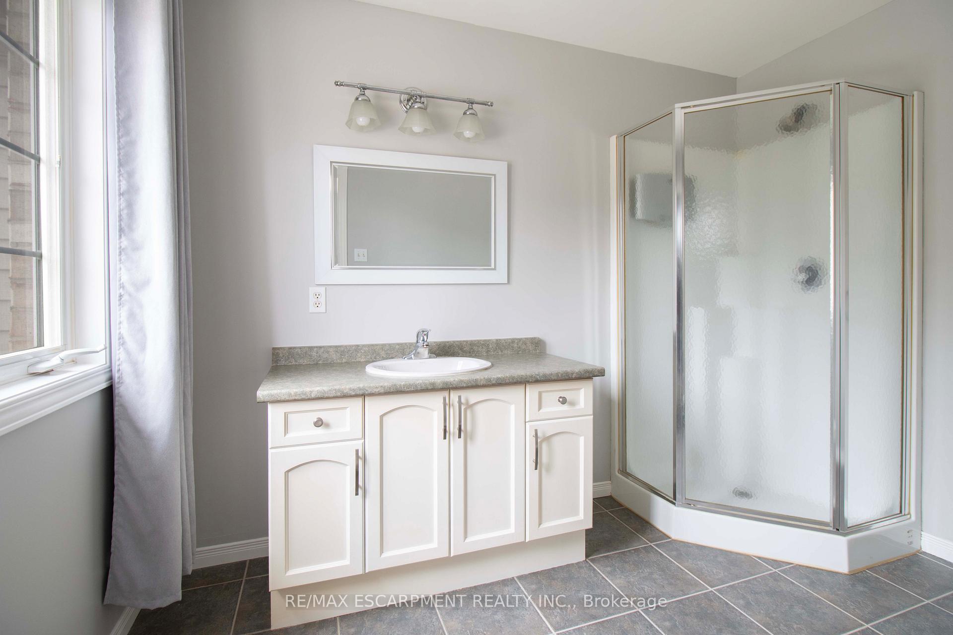 Photo 23 of Unit 37, 7 Southside Place, Hamilton, Mountview — HOMEH