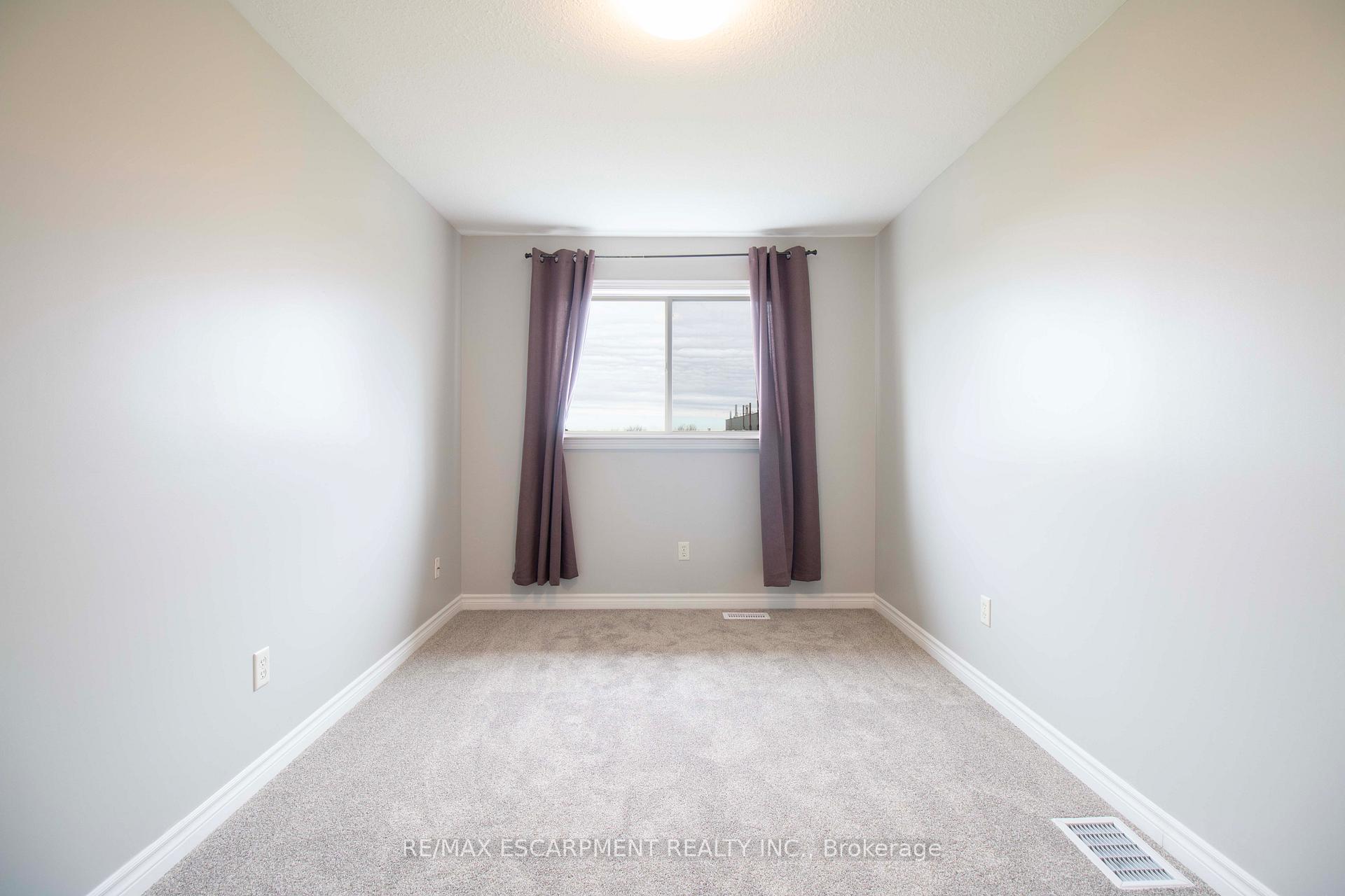 Photo 26 of Unit 37, 7 Southside Place, Hamilton, Mountview — HOMEH