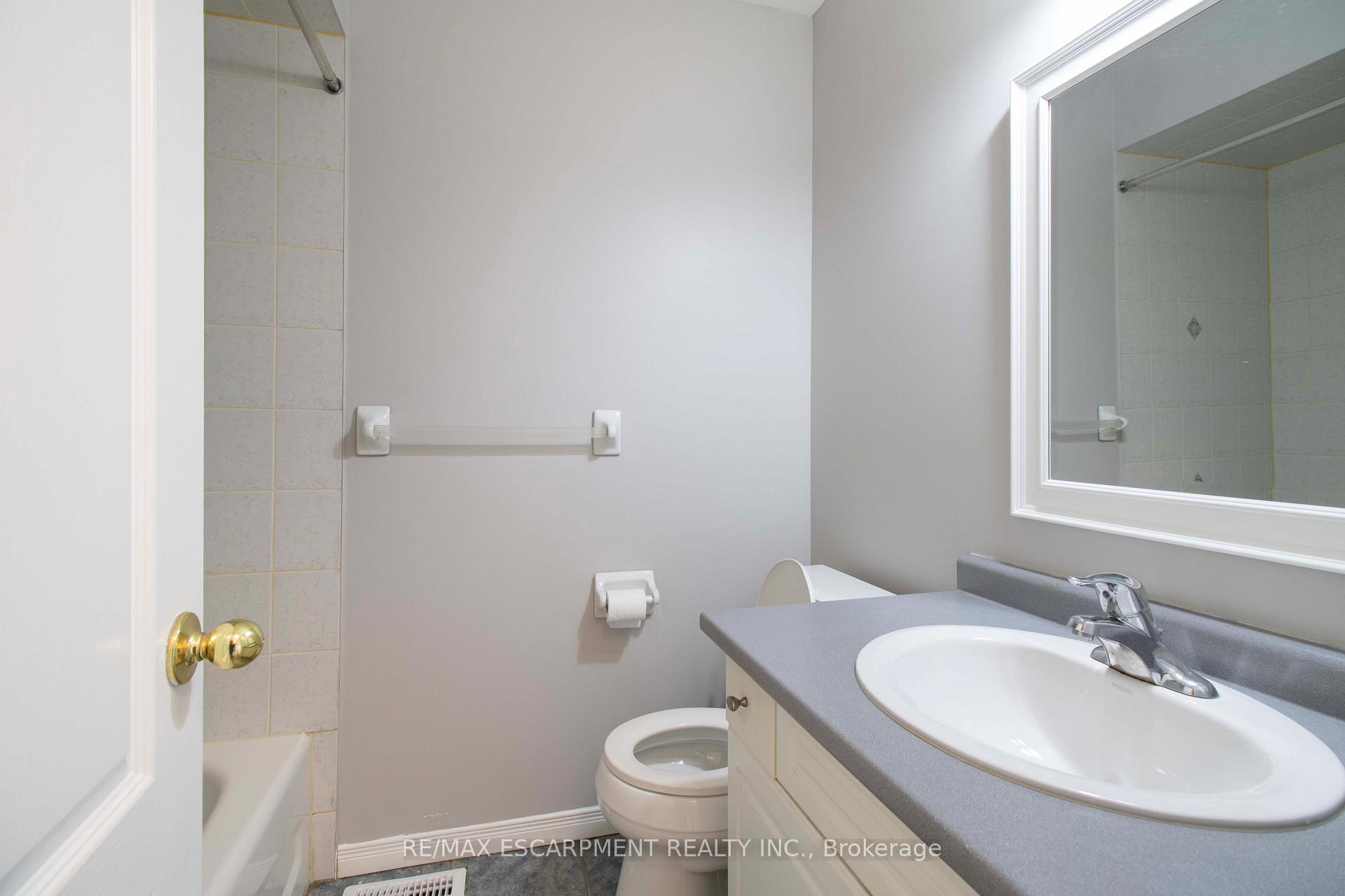 Photo 30 of Unit 37, 7 Southside Place, Hamilton, Mountview — HOMEH