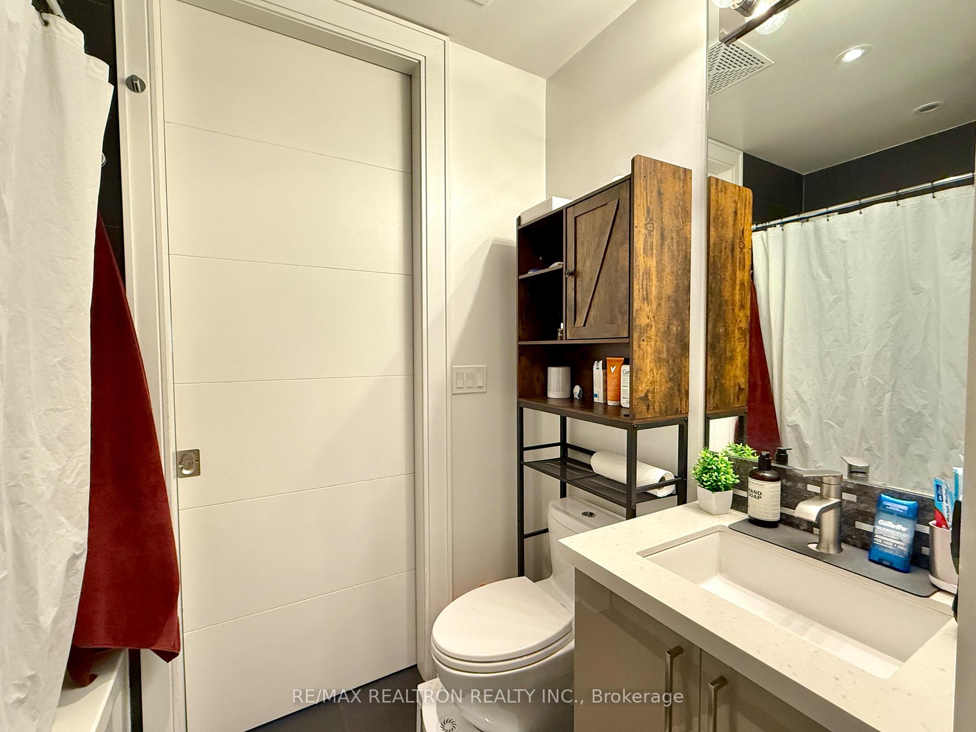 Photo 9 of Unit 324, 39 Queens Quay E, Toronto, Waterfront Communities — HOMEH