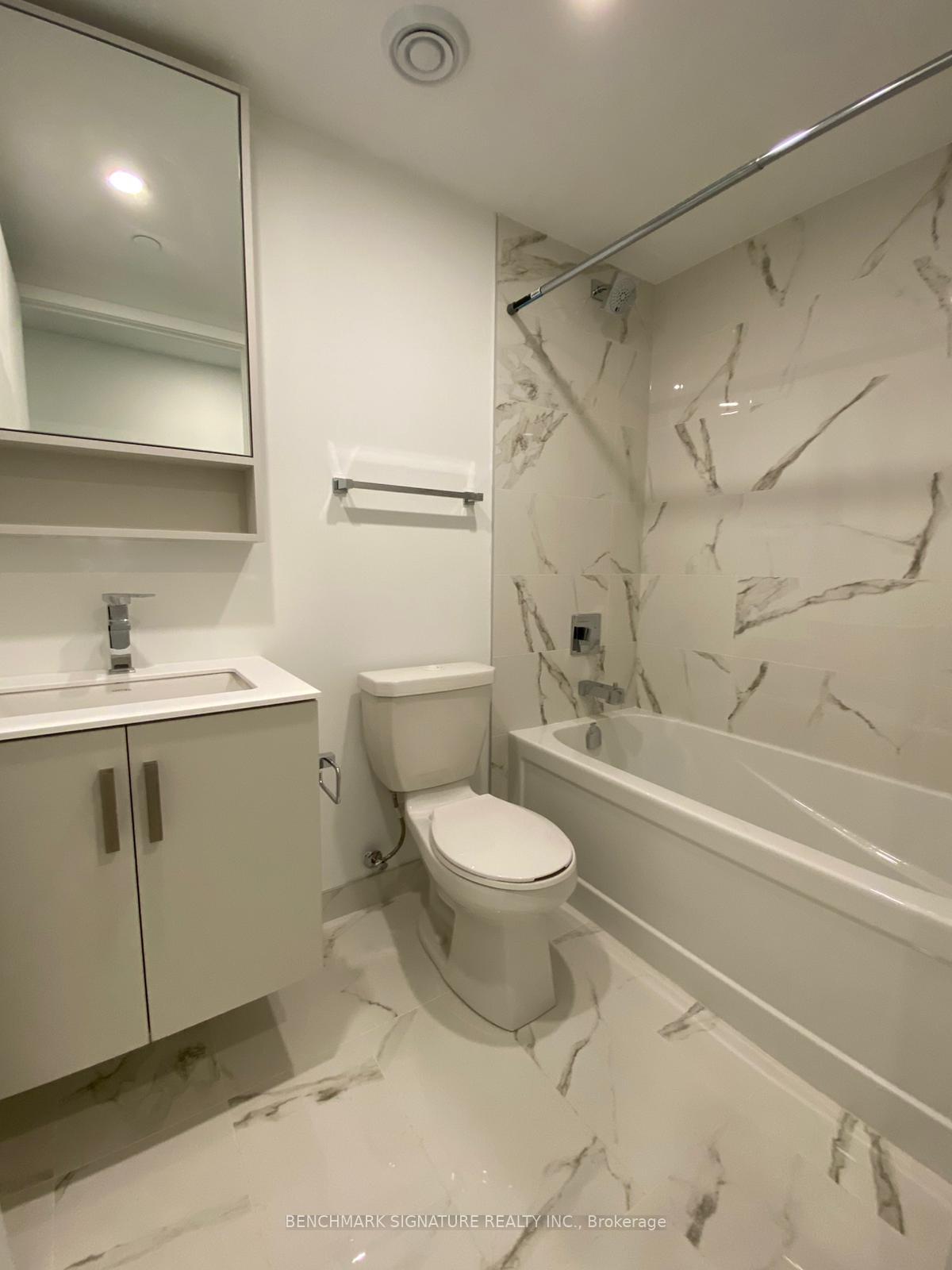 Photo 5 of Unit 5607, 88 Queen Street E, Toronto, Church-Yonge Corridor — HOMEH