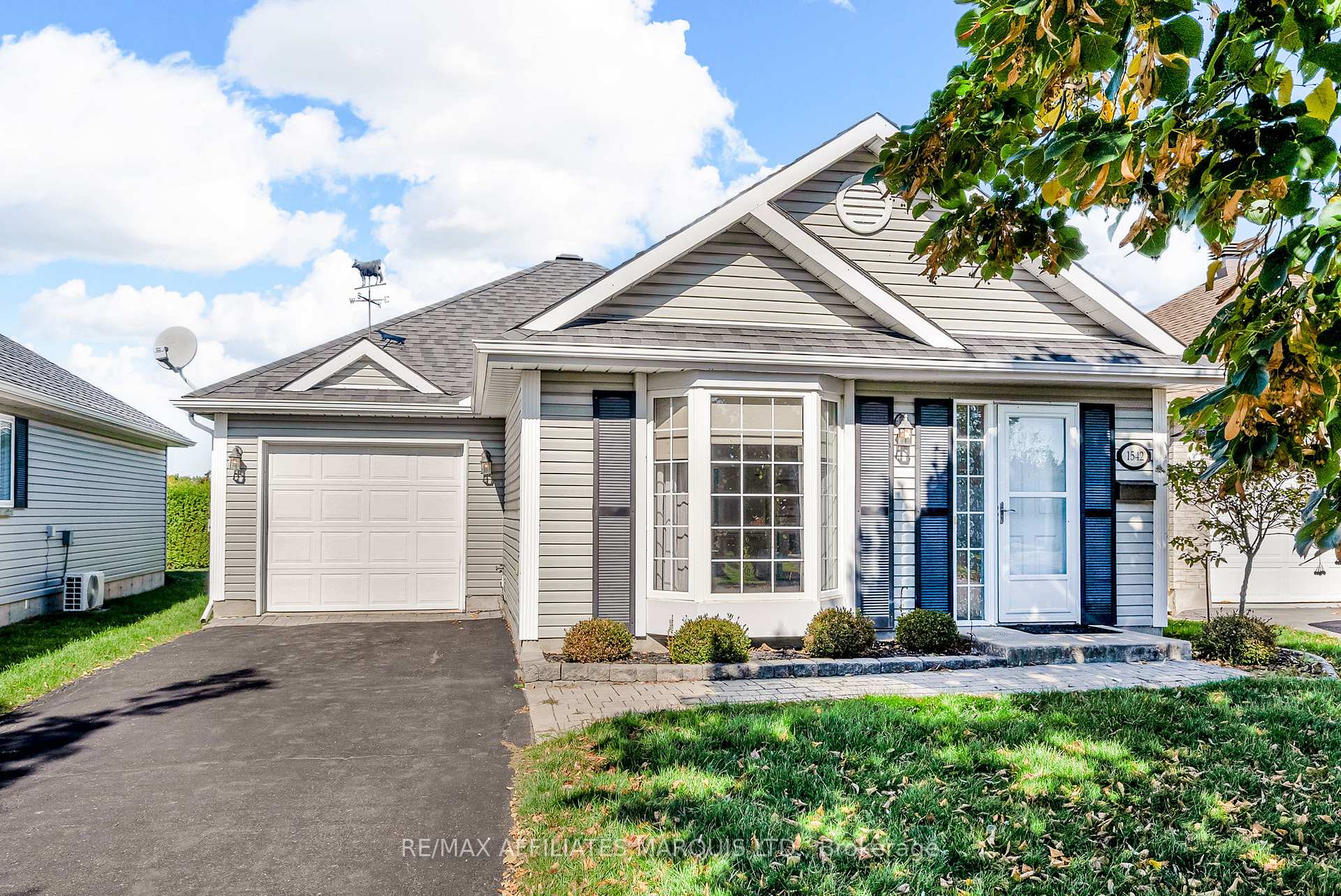 Photo 2 of 1542 Joseph Court, Cornwall — HOMEH