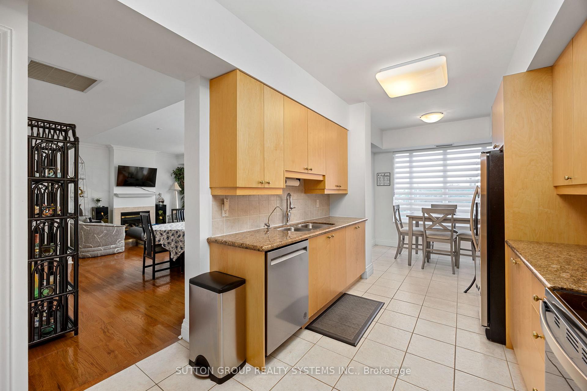 Photo 18 of Unit 302, 1 Cordoba Drive, Vaughan, Lakeview Estates — HOMEH