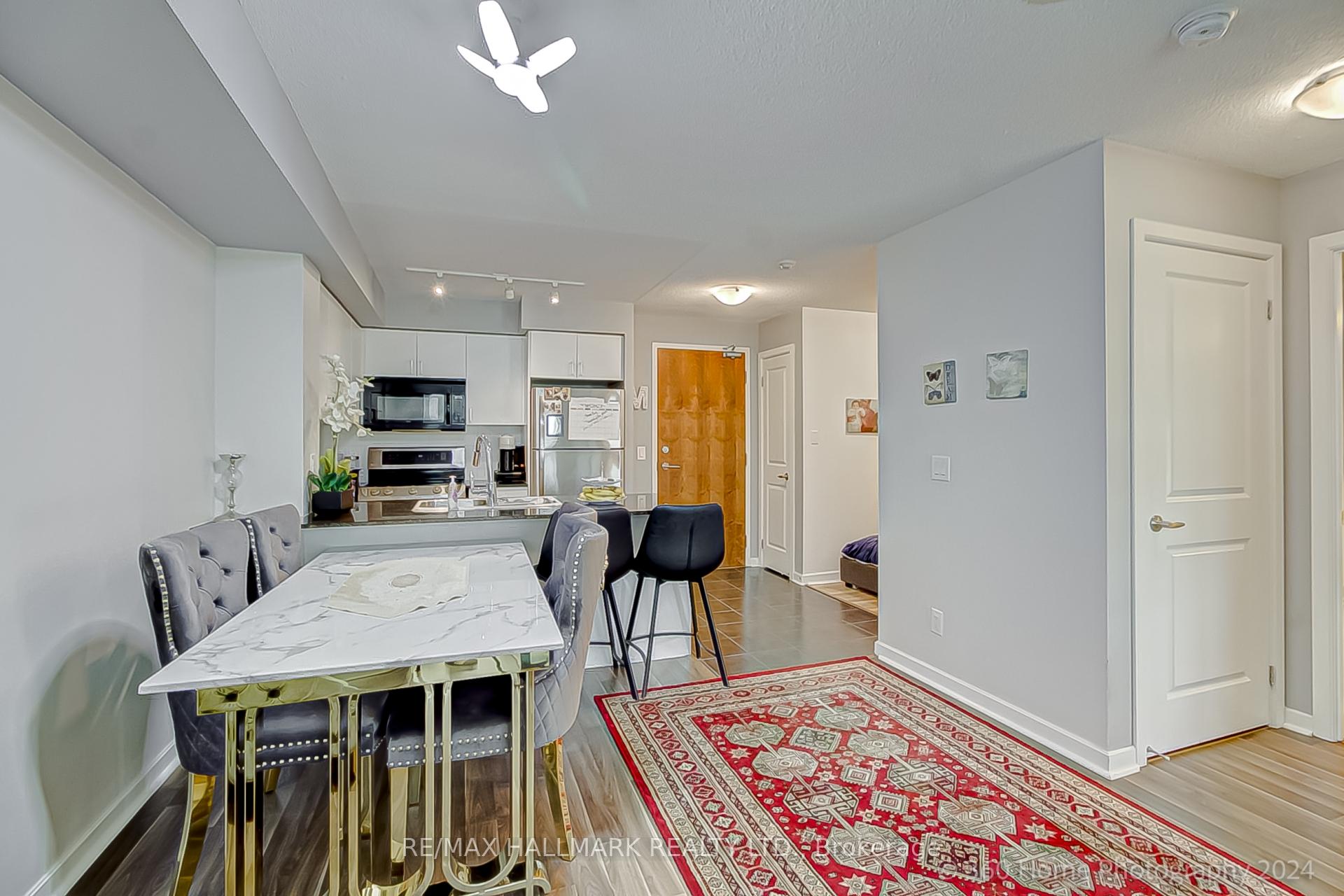 Photo 8 of Unit 405, 1235 Bayly Street, Pickering, Bay Ridges — HOMEH