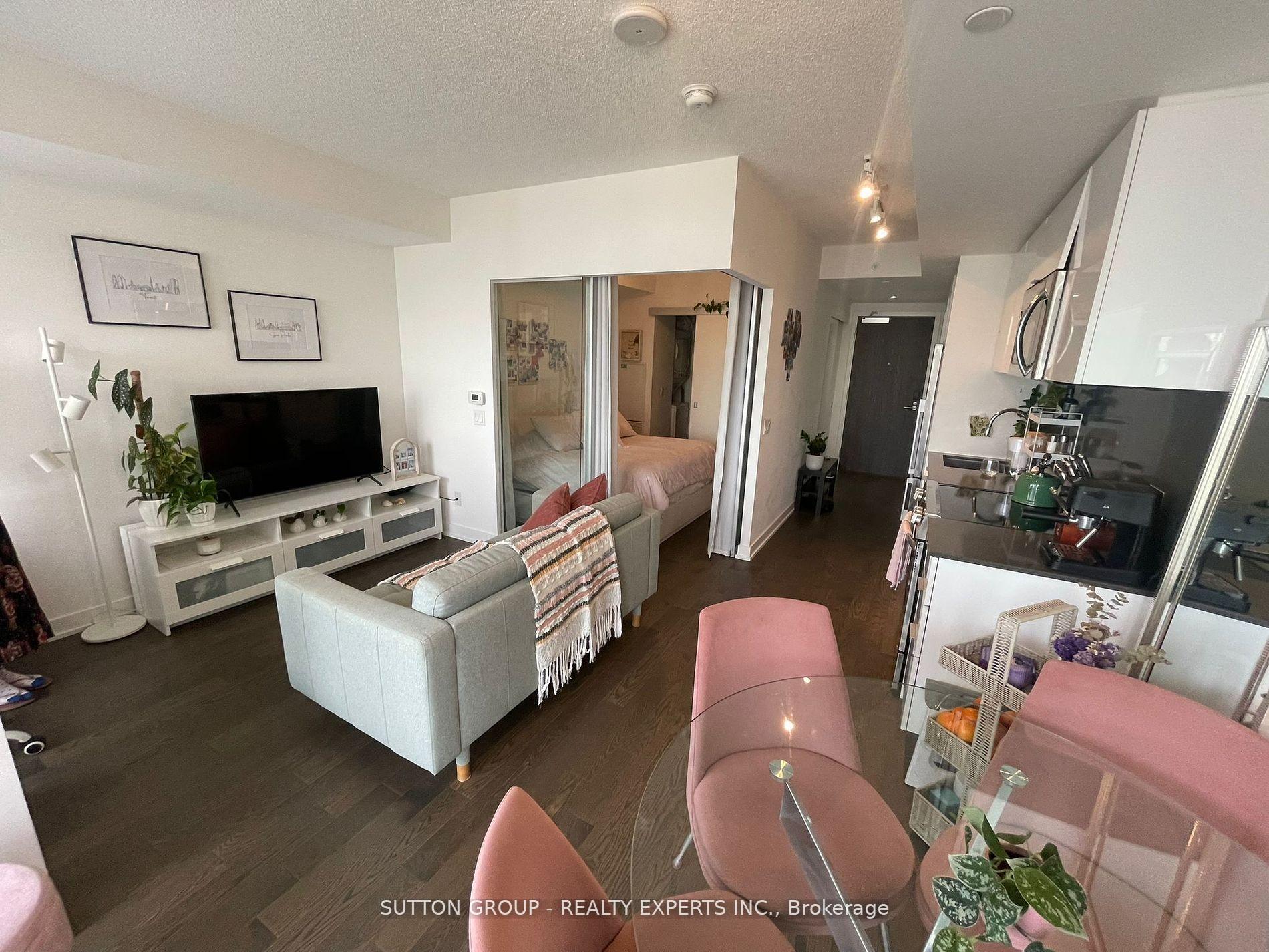 Photo 6 of Unit 1914, 25 Richmond Street E, Toronto, Church-Yonge Corridor — HOMEH