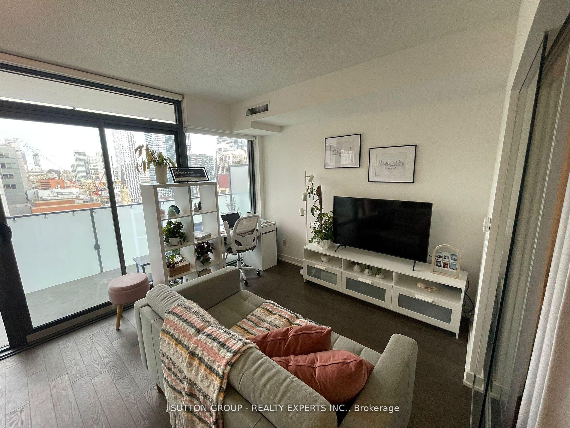 Photo 7 of Unit 1914, 25 Richmond Street E, Toronto, Church-Yonge Corridor — HOMEH