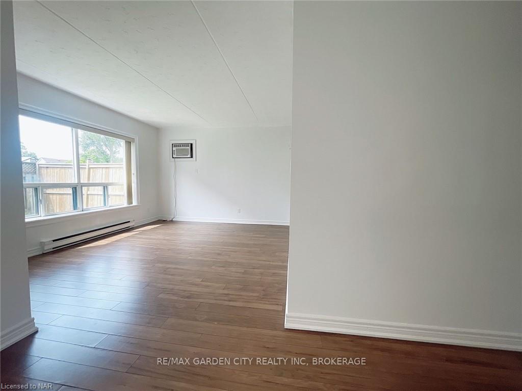 Photo 8 of Unit 102, 210 Pelham Road, St. Catharines, Western Hill — HOMEH