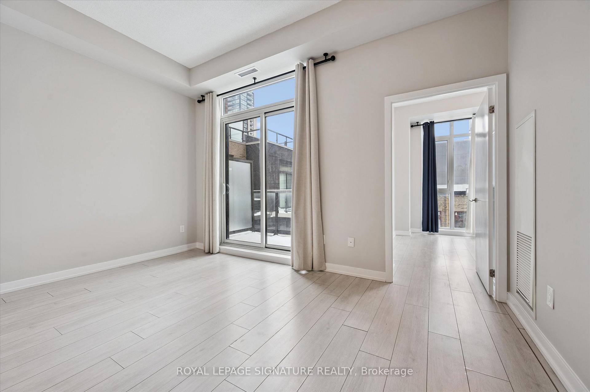 Photo 6 of Unit 433, 55 Duke Street W, Kitchener, City Commercial Core — HOMEH