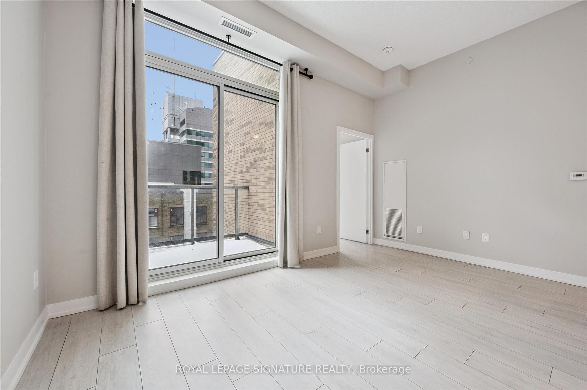 Photo 7 of Unit 433, 55 Duke Street W, Kitchener, City Commercial Core — HOMEH