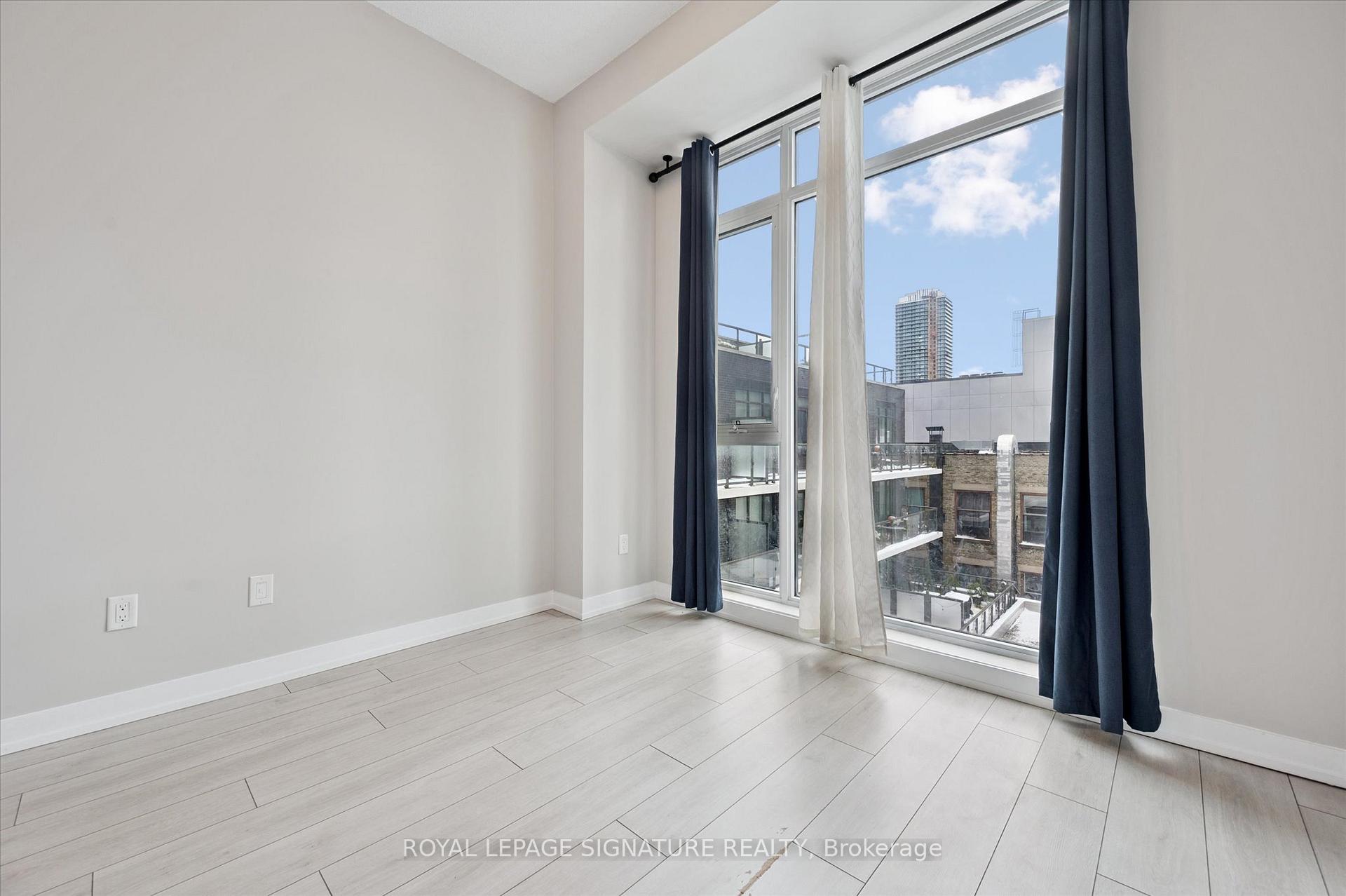 Photo 14 of Unit 433, 55 Duke Street W, Kitchener, City Commercial Core — HOMEH