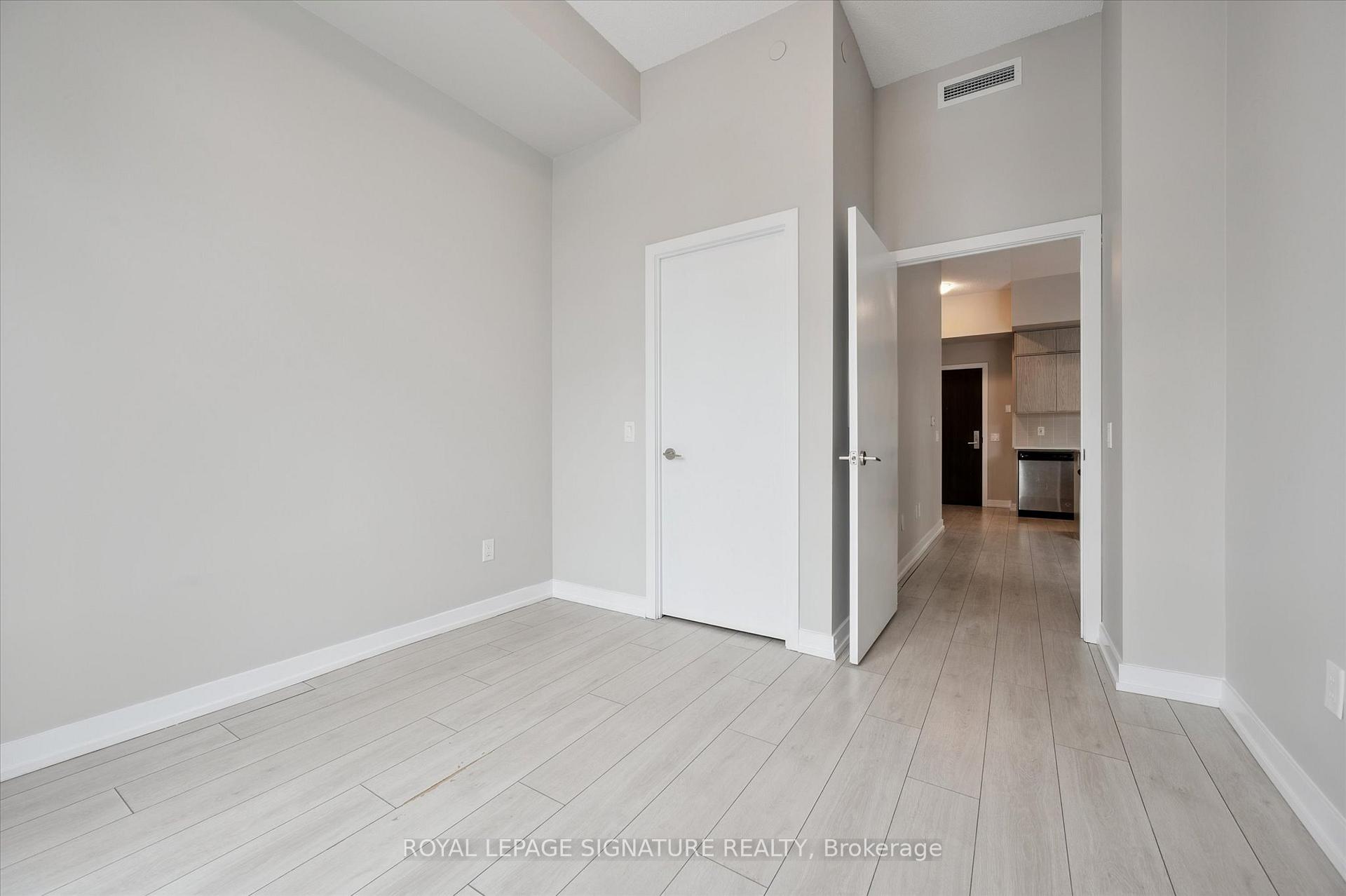 Photo 15 of Unit 433, 55 Duke Street W, Kitchener, City Commercial Core — HOMEH