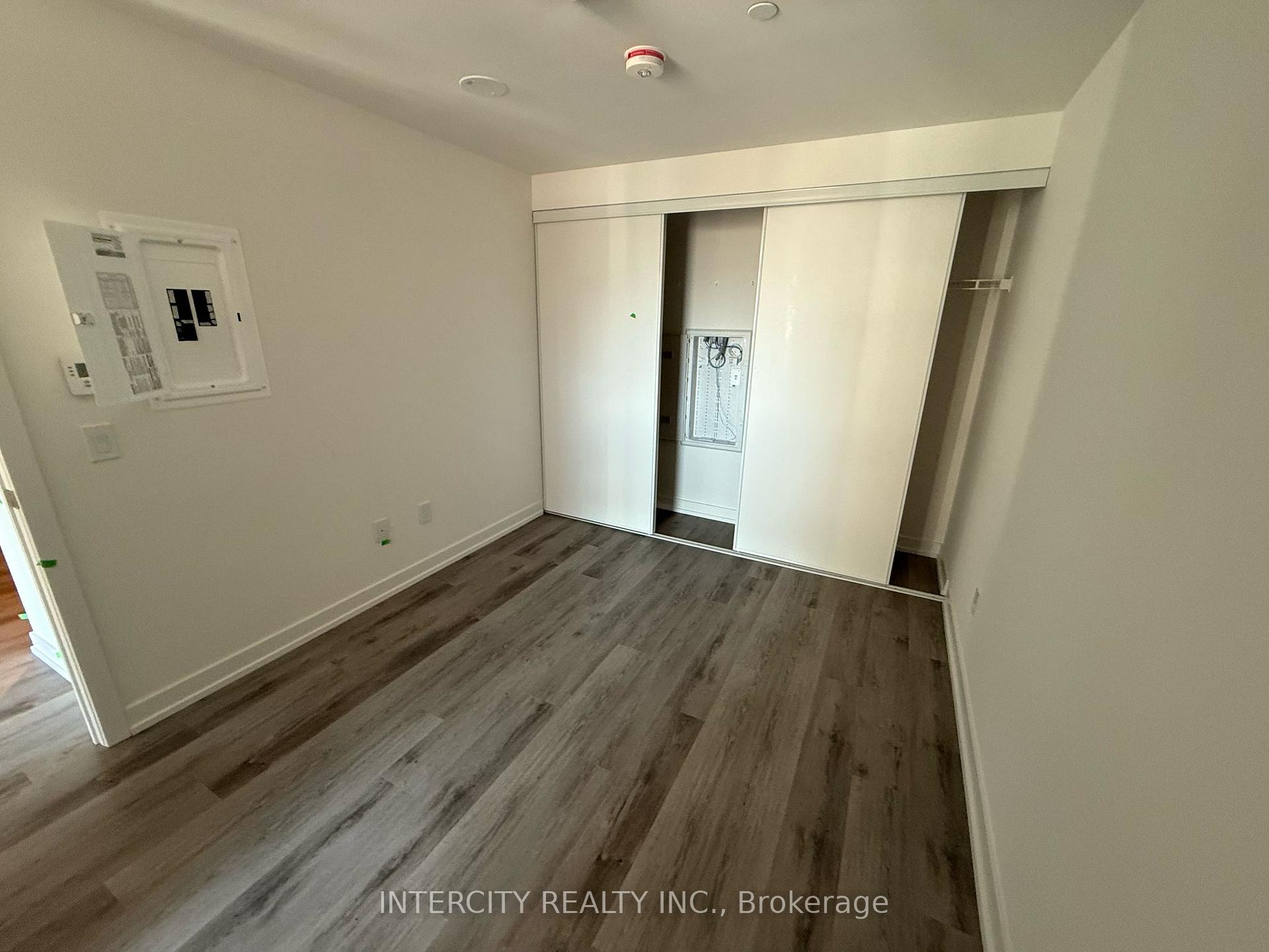 Photo 4 of Unit 921, 28 Eastern Avenue, Toronto, Moss Park — HOMEH