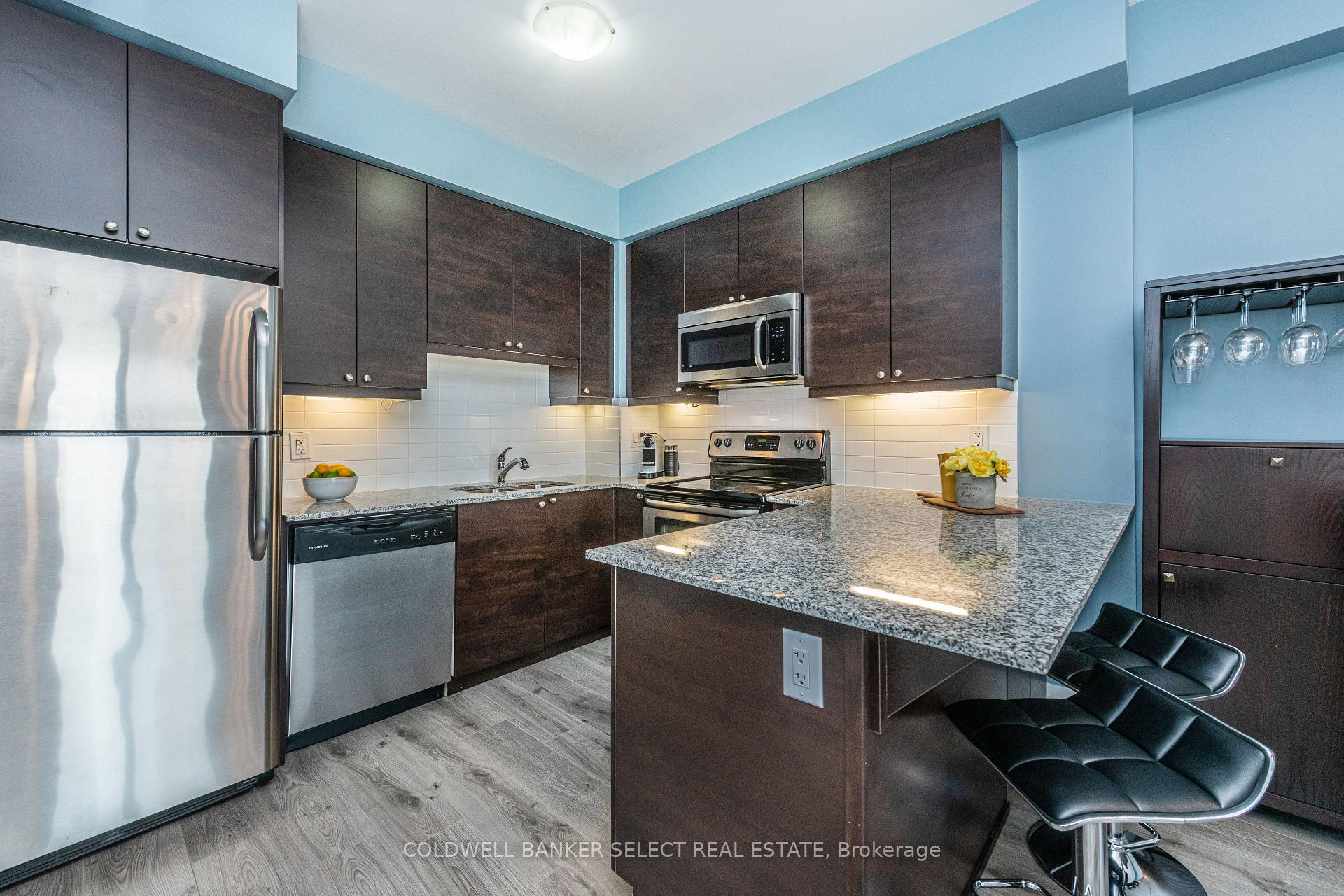 Photo 8 of Unit 303, 12 Woodstream Boulevard, Vaughan, Vaughan Grove — HOMEH
