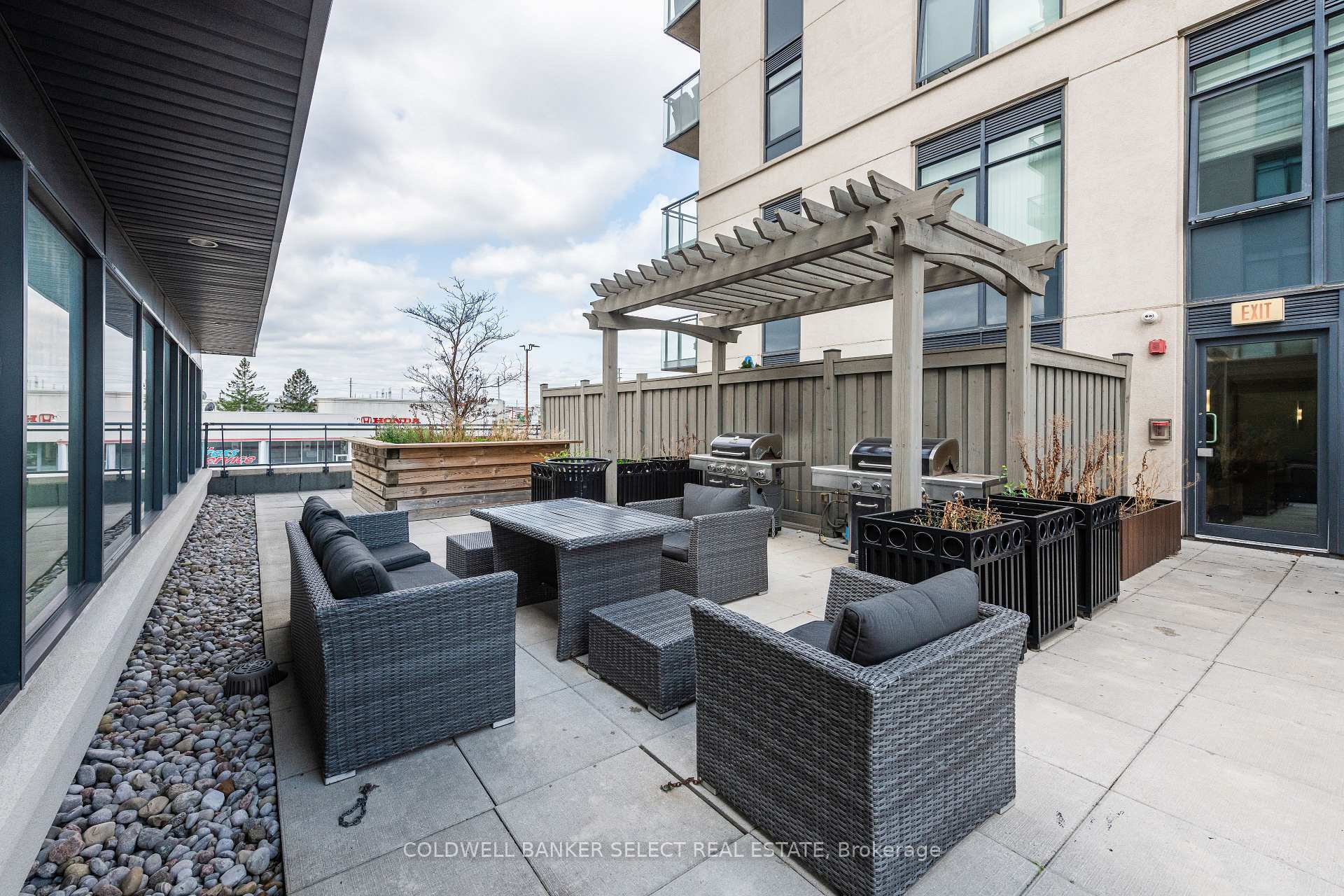 Photo 42 of Unit 303, 12 Woodstream Boulevard, Vaughan, Vaughan Grove — HOMEH