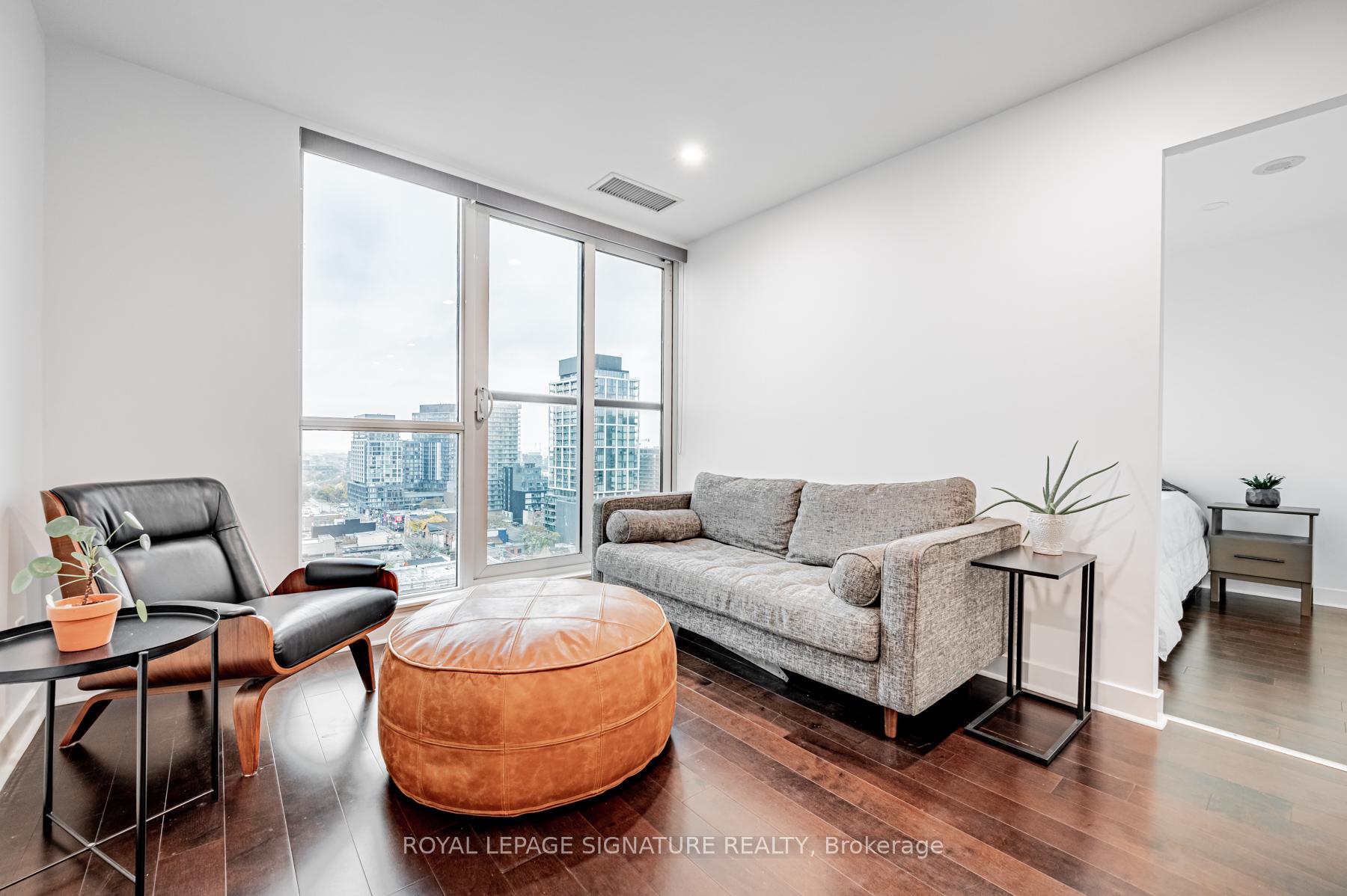 Photo 2 of Unit PH16, 320 Richmond Street E, Toronto, Moss Park — HOMEH