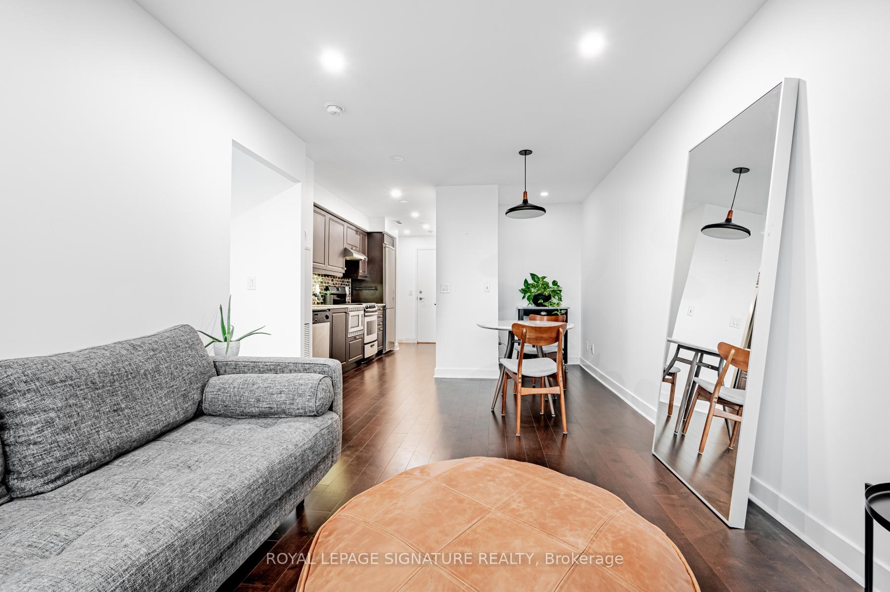 Photo 3 of Unit PH16, 320 Richmond Street E, Toronto, Moss Park — HOMEH