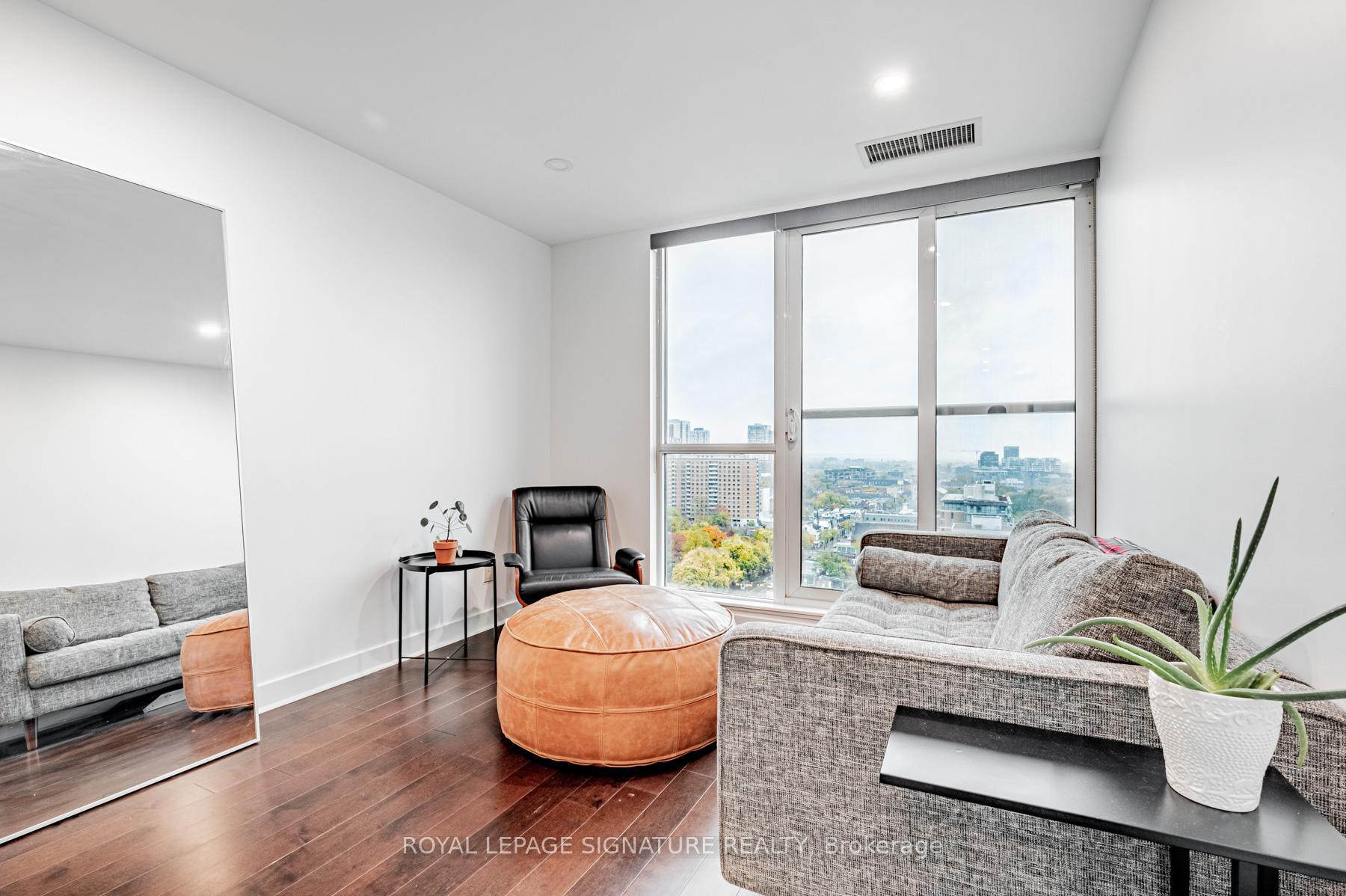 Photo 6 of Unit PH16, 320 Richmond Street E, Toronto, Moss Park — HOMEH