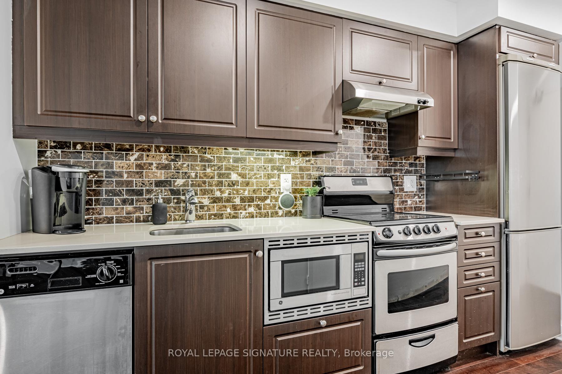 Photo 13 of Unit PH16, 320 Richmond Street E, Toronto, Moss Park — HOMEH