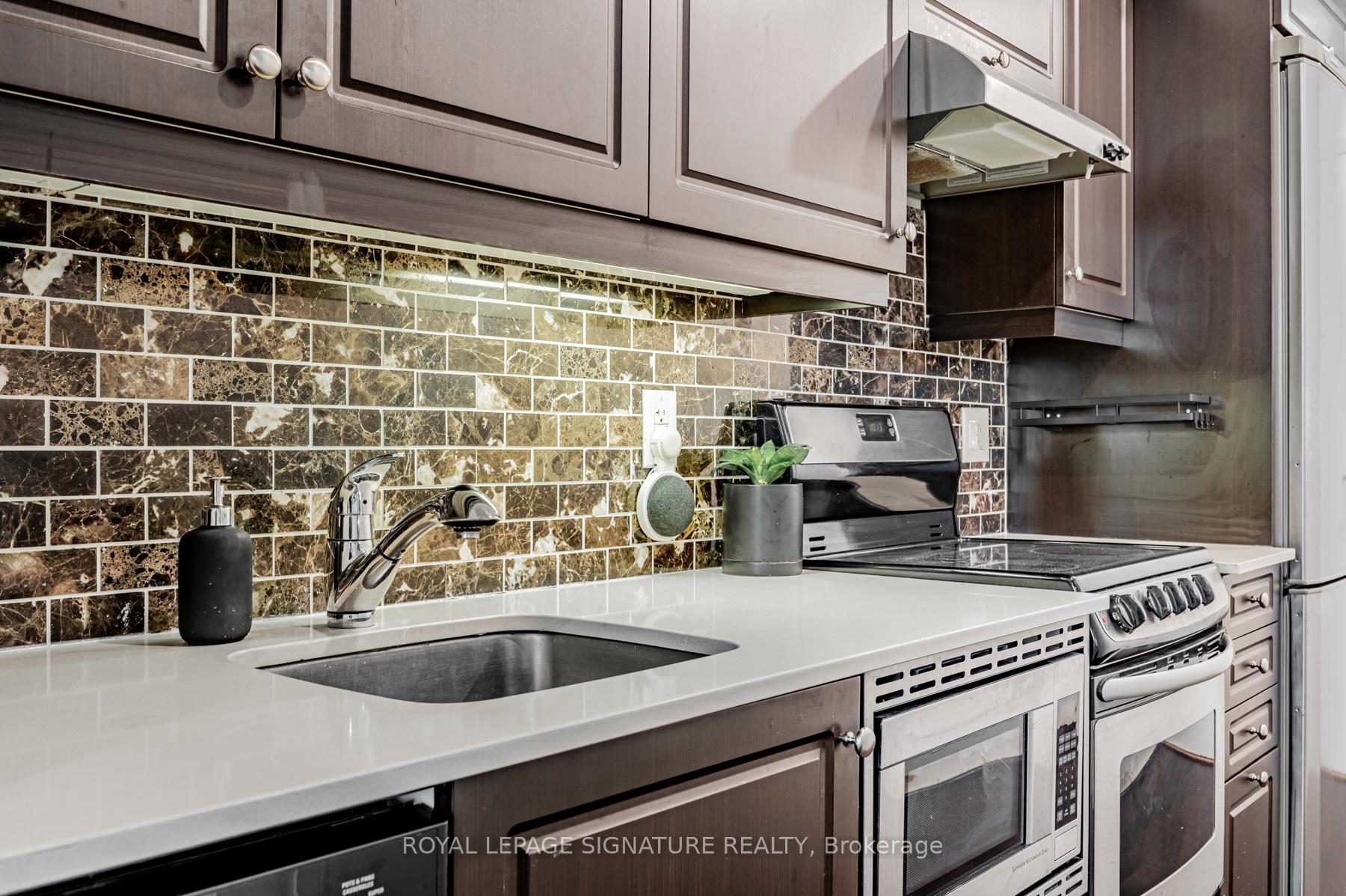 Photo 14 of Unit PH16, 320 Richmond Street E, Toronto, Moss Park — HOMEH