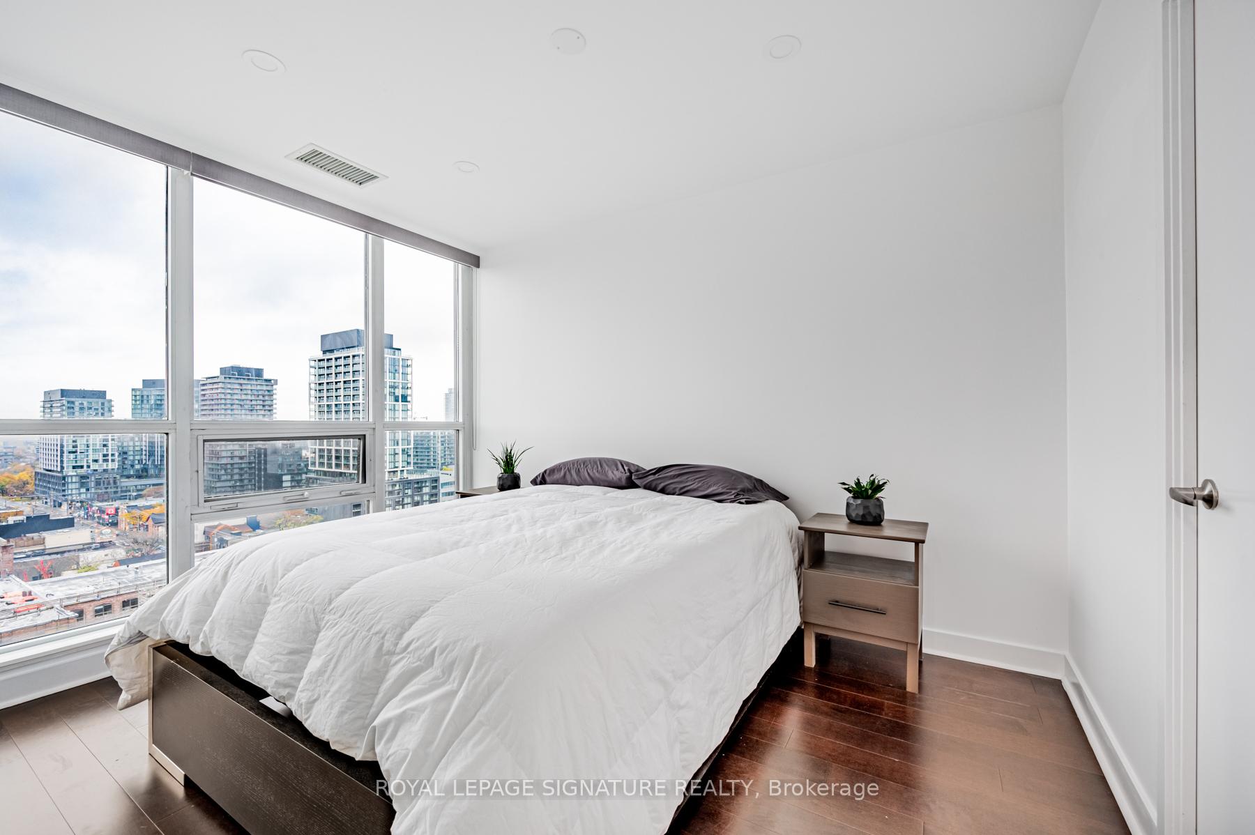 Photo 16 of Unit PH16, 320 Richmond Street E, Toronto, Moss Park — HOMEH