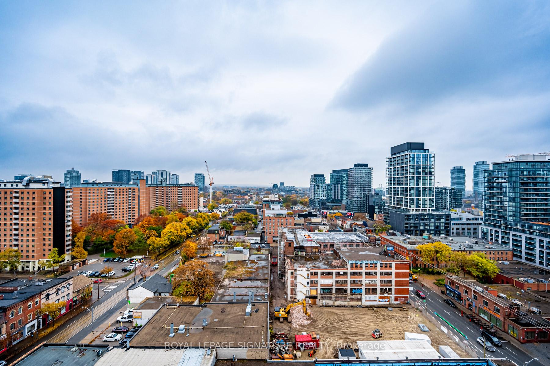 Photo 25 of Unit PH16, 320 Richmond Street E, Toronto, Moss Park — HOMEH