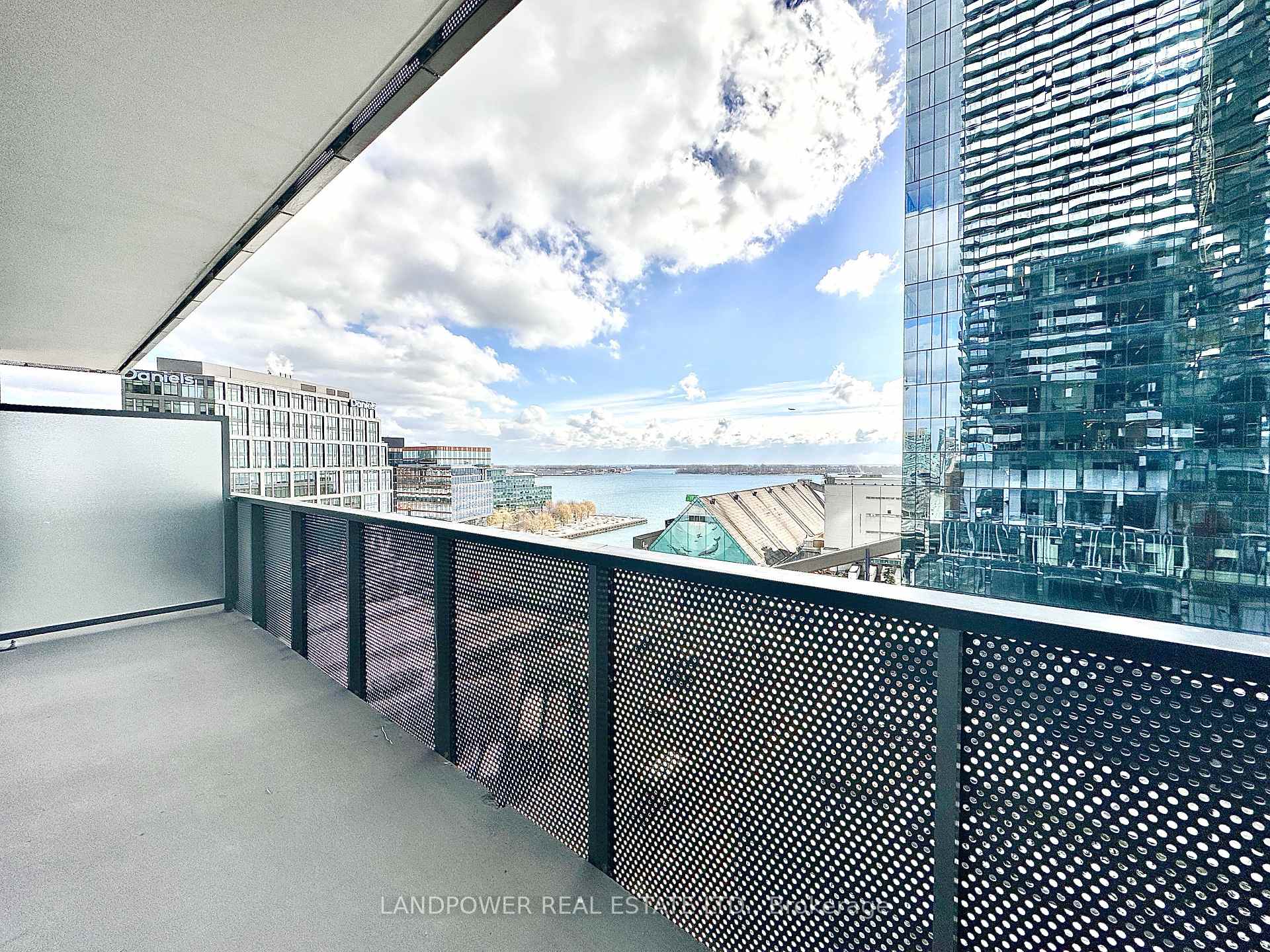 Photo 8 of Unit 1208, 138 Downes Street, Toronto, Waterfront Communities — HOMEH