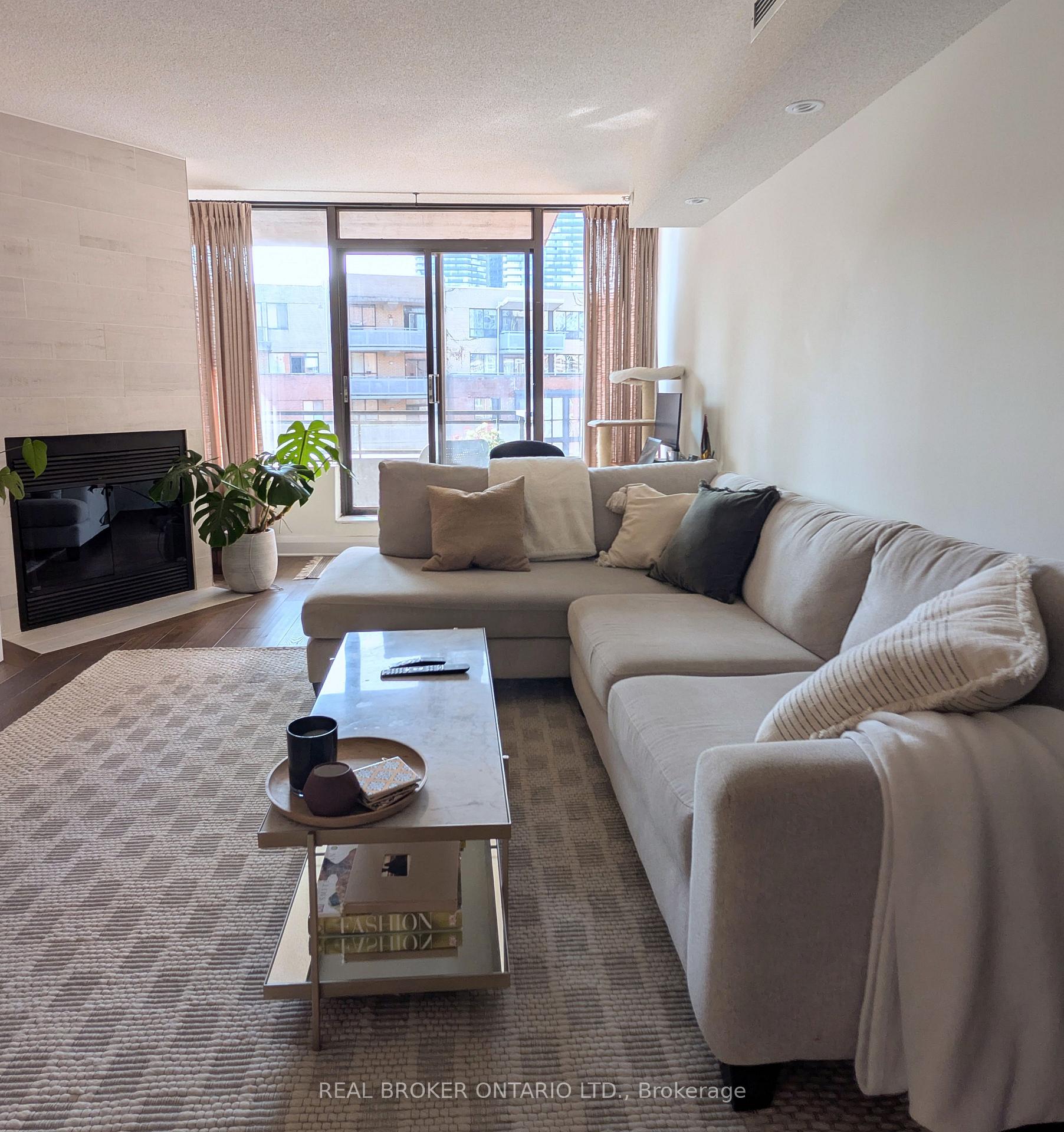 Photo 1 of Unit 604, 71 Front Street E, Toronto, Waterfront Communities — HOMEH