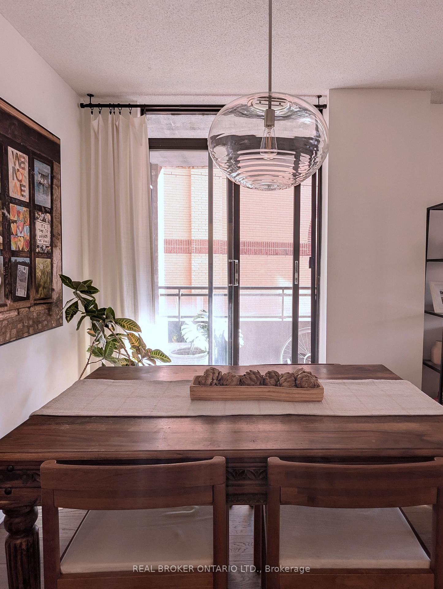 Photo 5 of Unit 604, 71 Front Street E, Toronto, Waterfront Communities — HOMEH