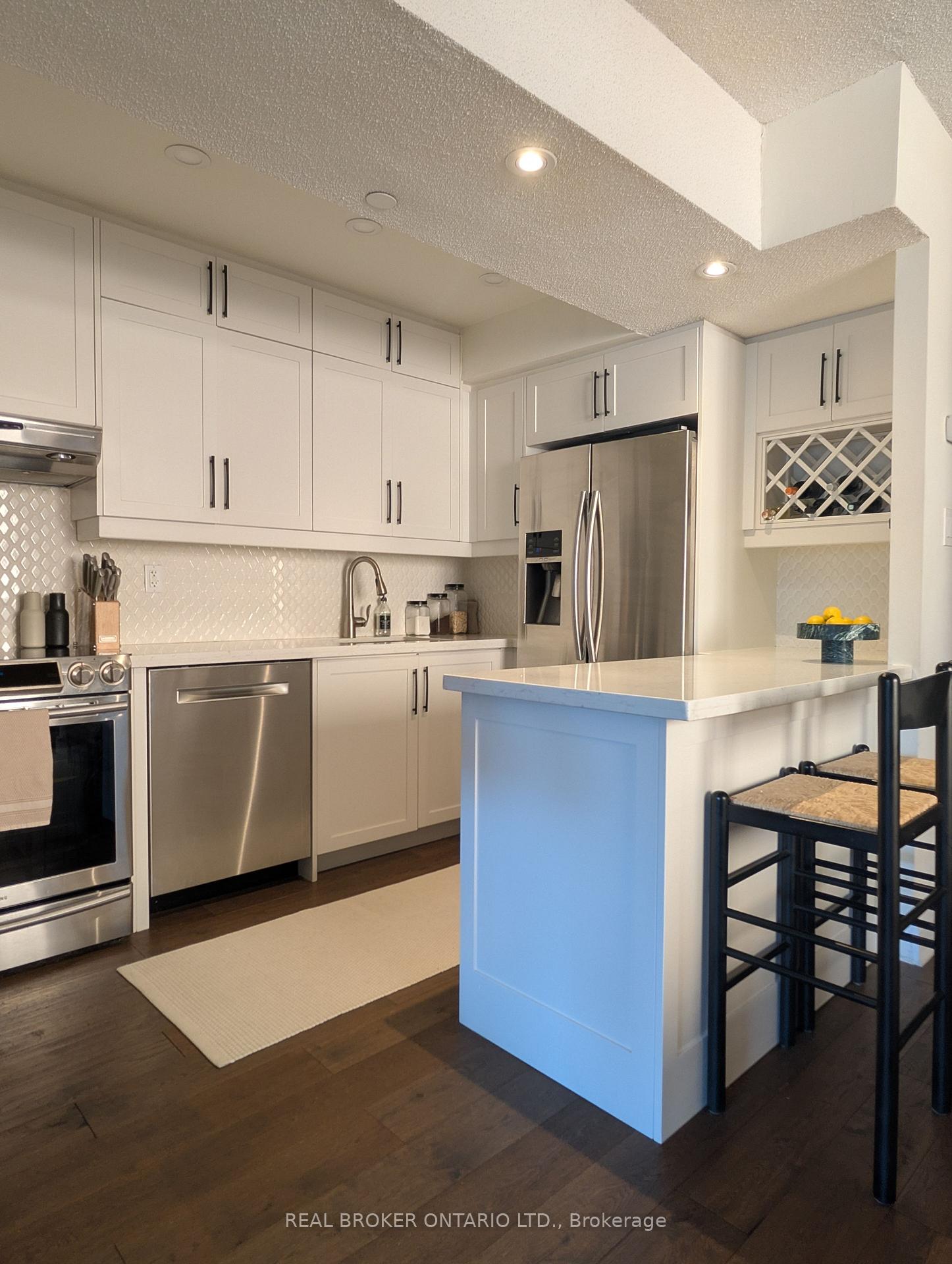 Photo 10 of Unit 604, 71 Front Street E, Toronto, Waterfront Communities — HOMEH