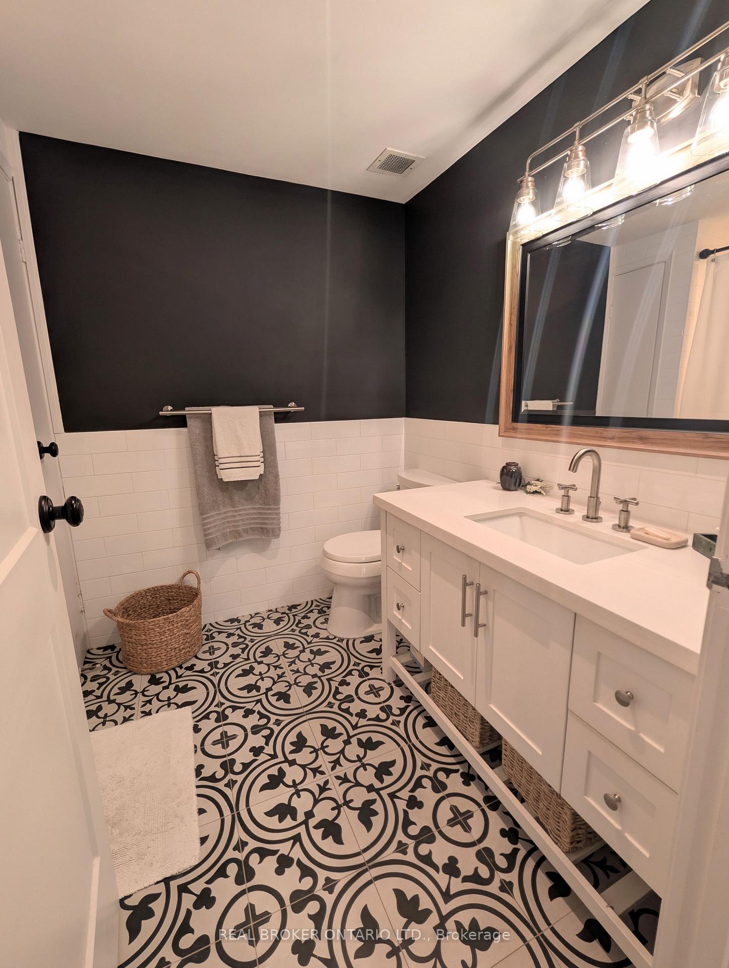 Photo 15 of Unit 604, 71 Front Street E, Toronto, Waterfront Communities — HOMEH