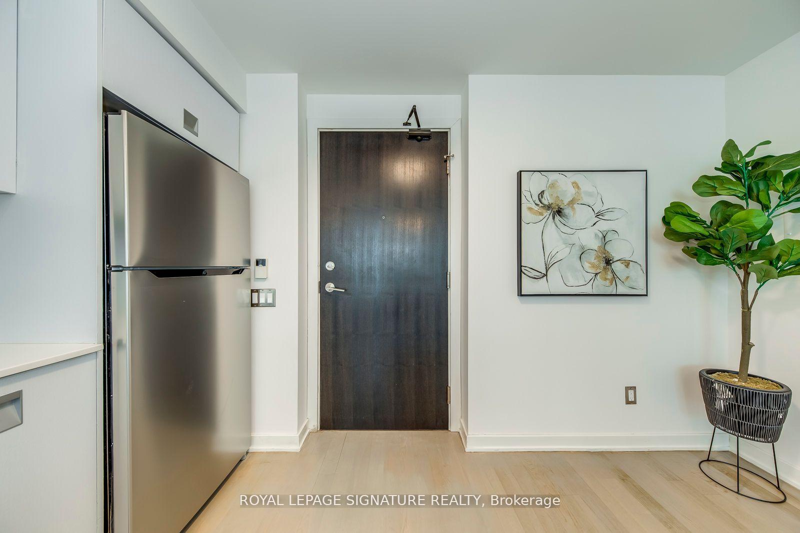 Photo 2 of Unit 3001, 33 Charles Street E, Toronto, Church-Yonge Corridor — HOMEH
