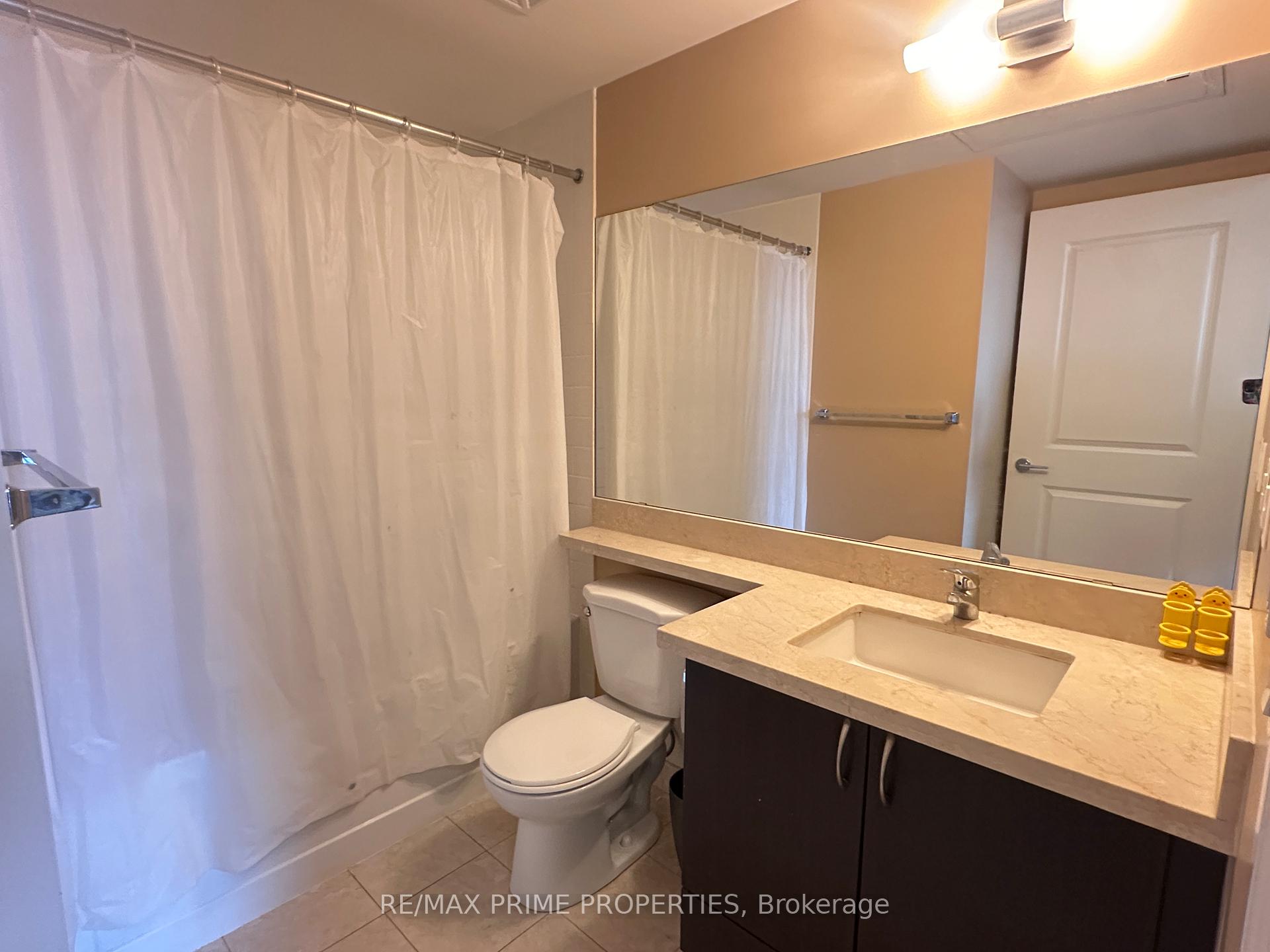 Photo 8 of Unit 310, 21 Upper Duke Crescent, Markham, Unionville — HOMEH