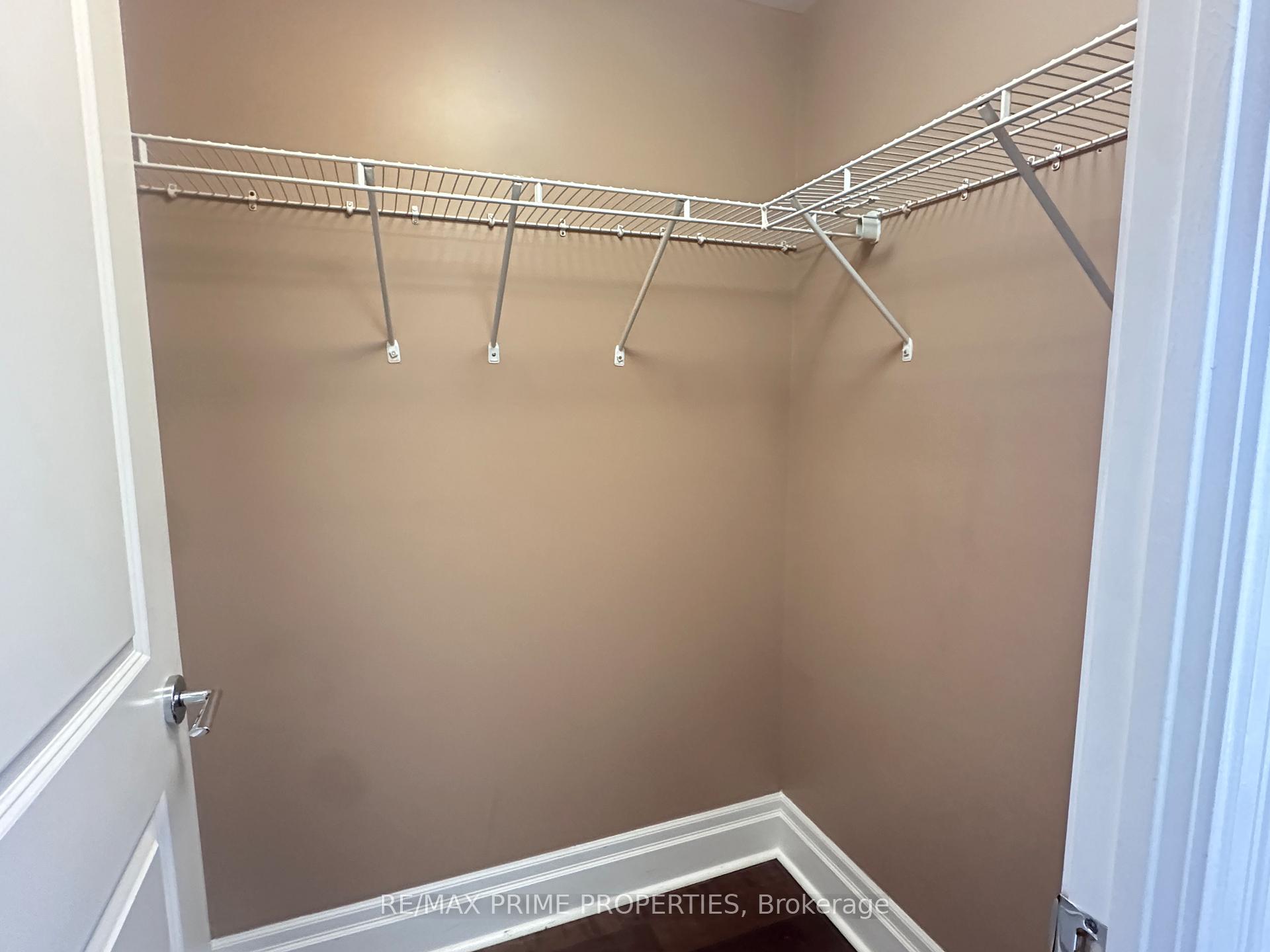 Photo 11 of Unit 310, 21 Upper Duke Crescent, Markham, Unionville — HOMEH