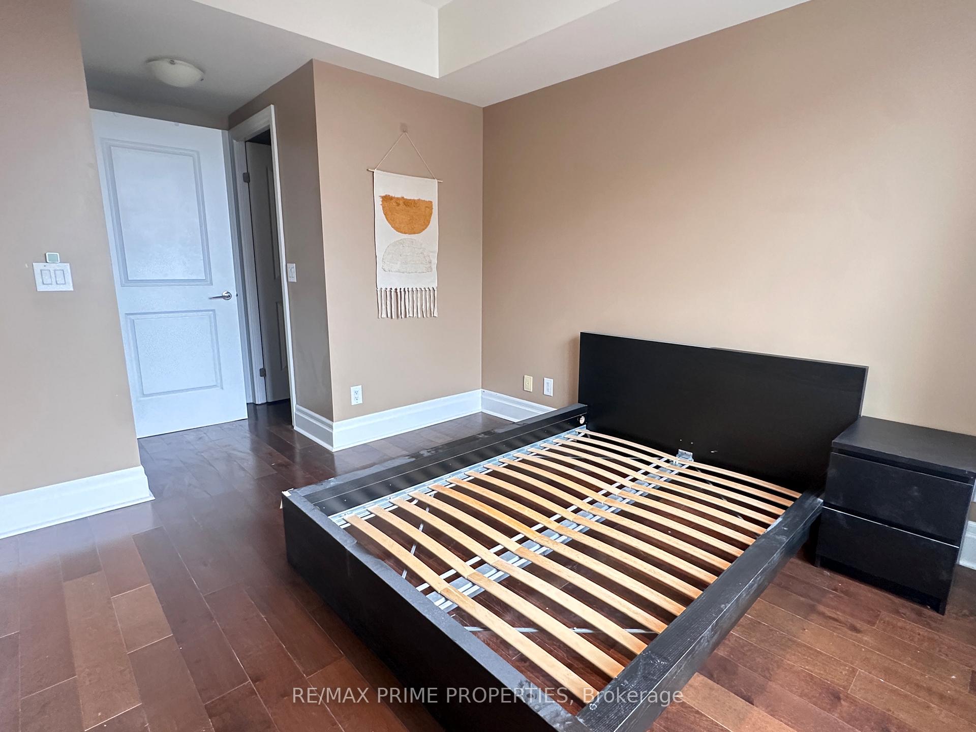 Photo 15 of Unit 310, 21 Upper Duke Crescent, Markham, Unionville — HOMEH