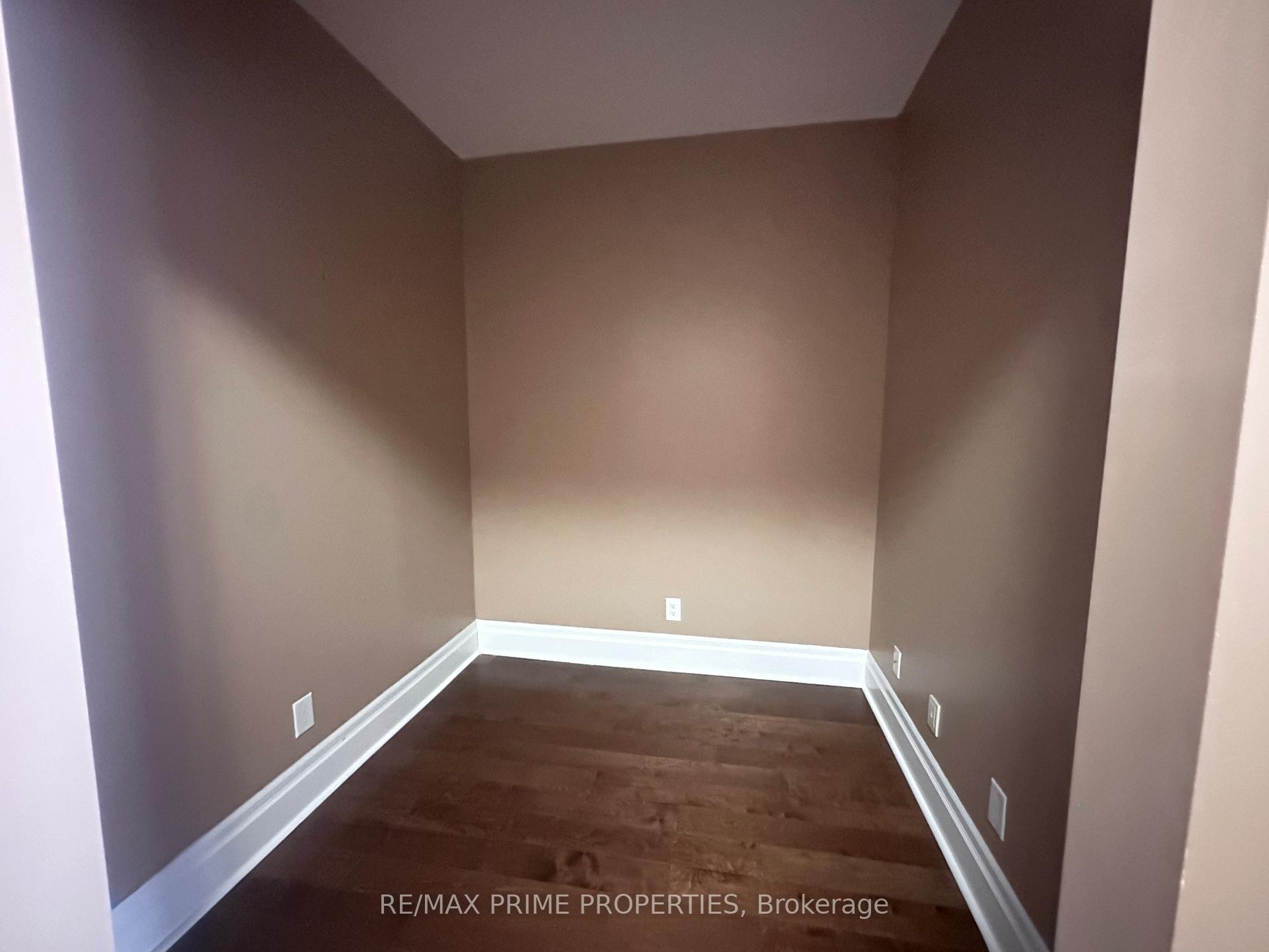 Photo 19 of Unit 310, 21 Upper Duke Crescent, Markham, Unionville — HOMEH