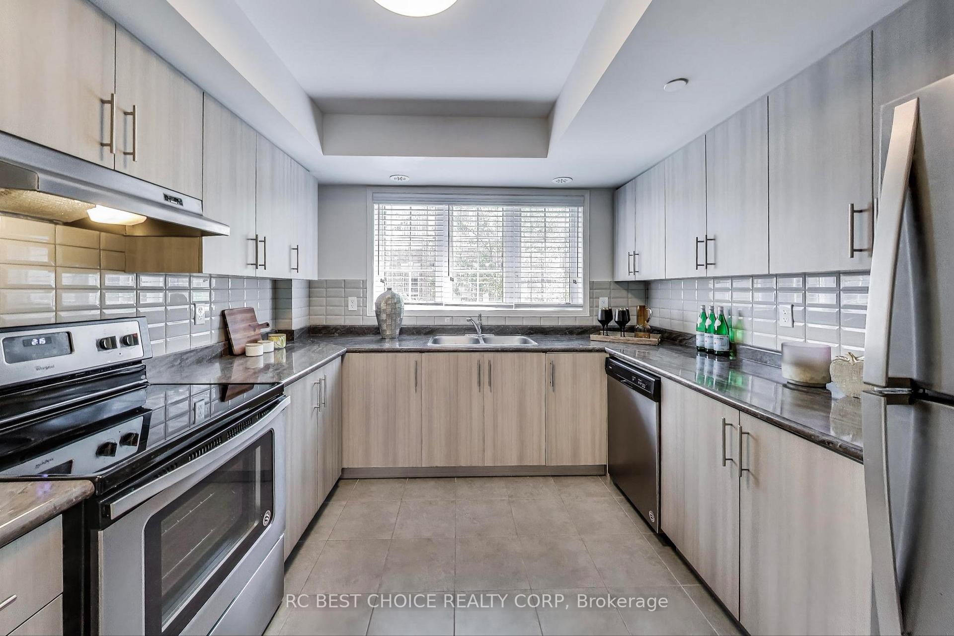 Photo 10 of 2535 Bromus Path, Oshawa, Windfields — HOMEH