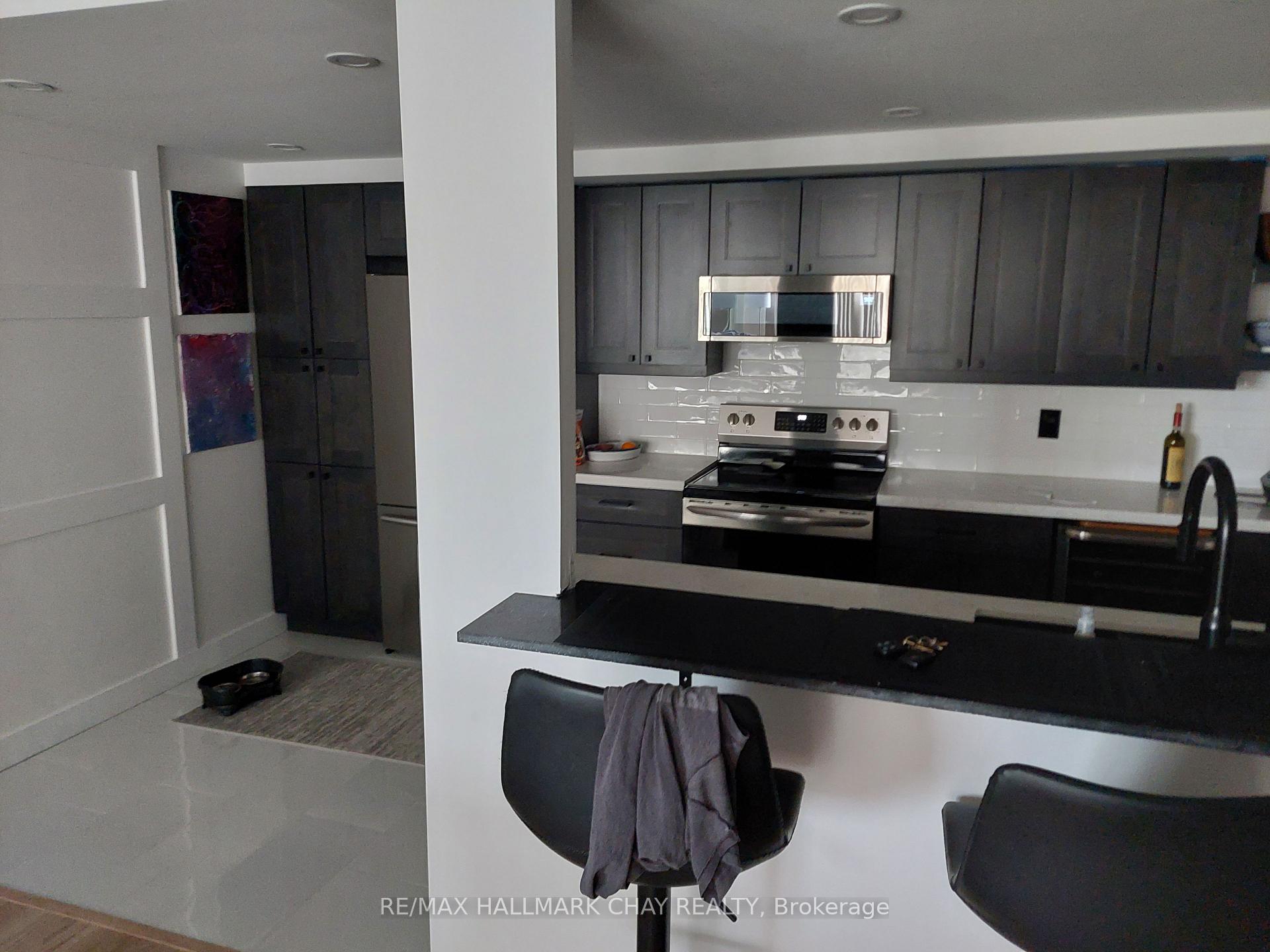 Photo 6 of Unit 306, 65 Ellen Street, Barrie, City Centre — HOMEH